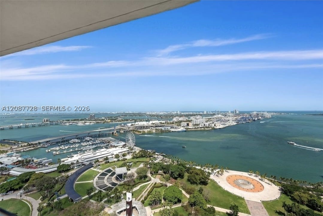 image 50 Biscayne37