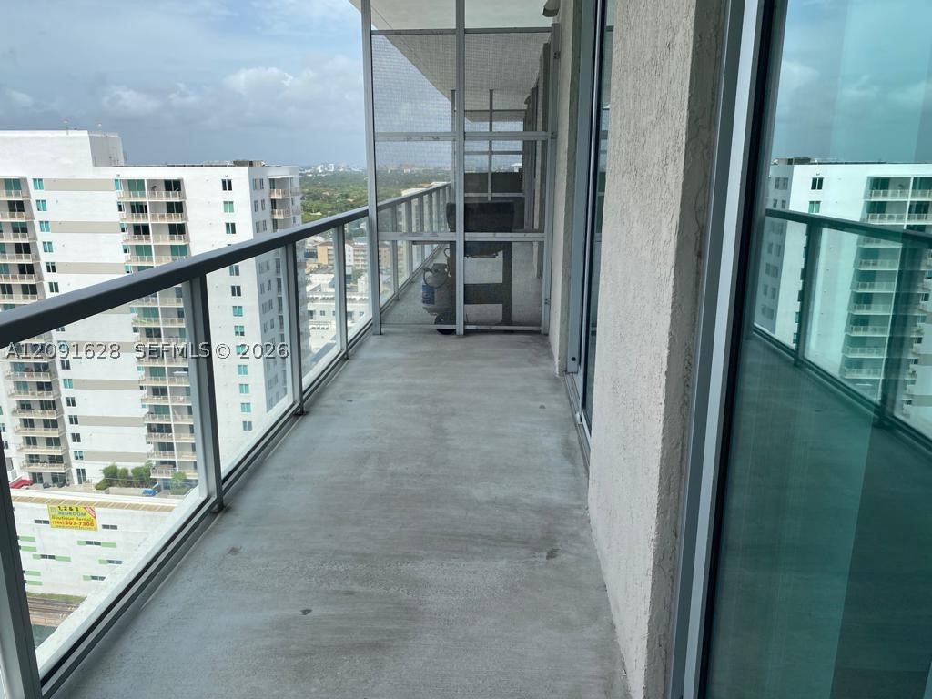 image Axis on Brickell South7