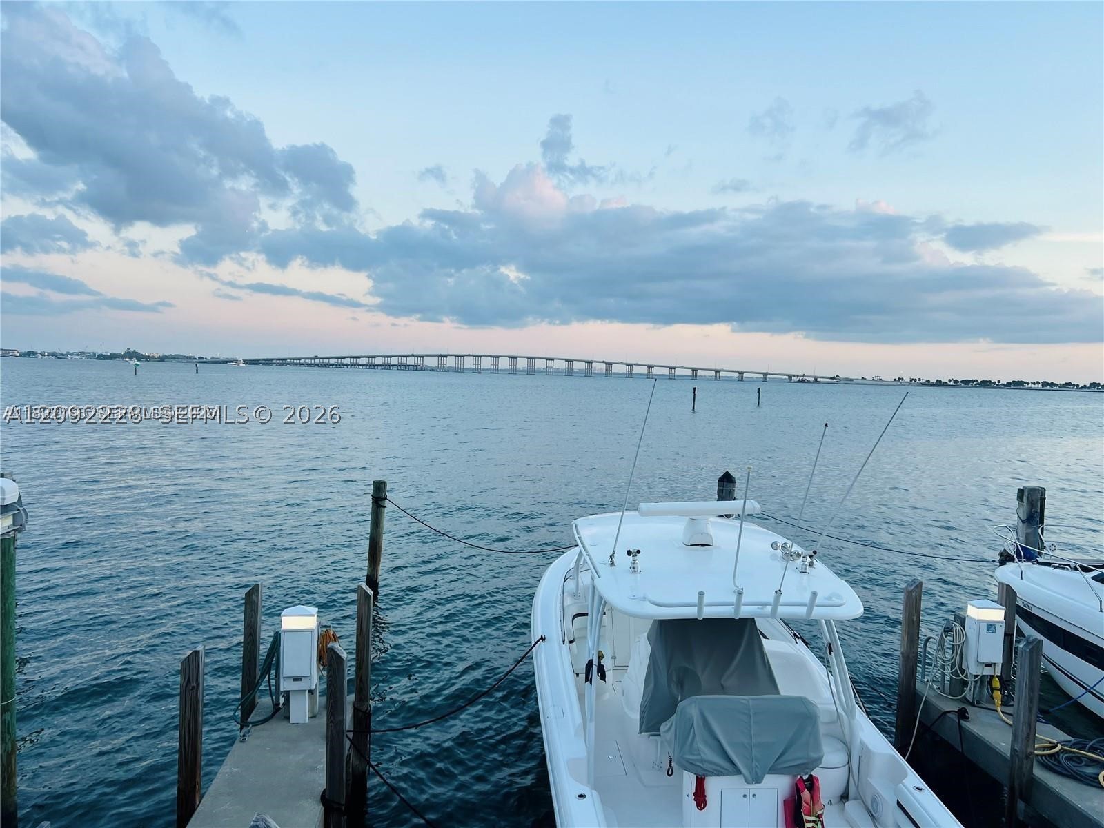 image Brickell Harbour41
