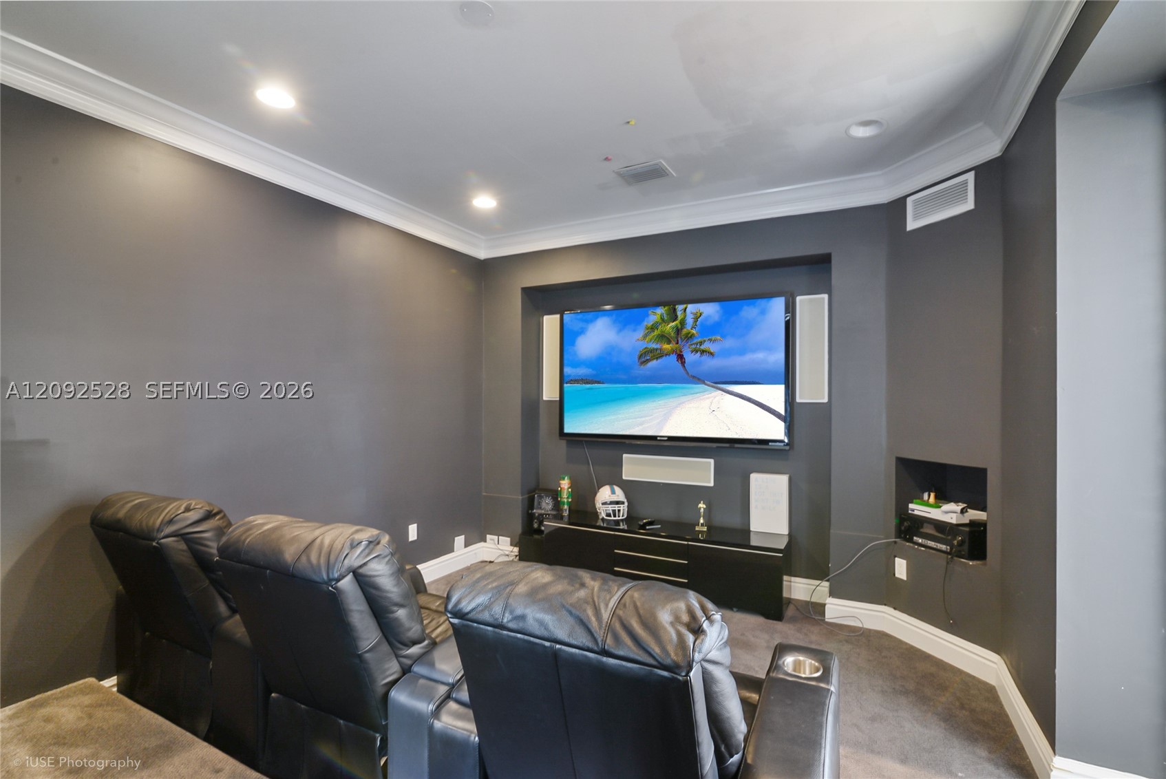 19443 40th Ct Sunny Isles Beach, FL 33160