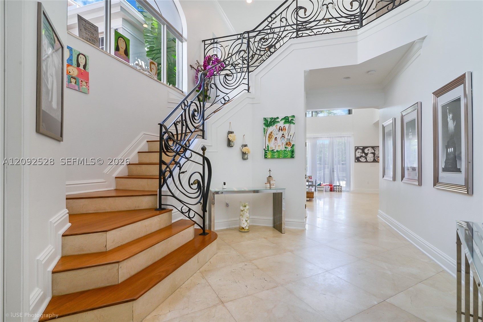 19443 40th Ct Sunny Isles Beach, FL 33160