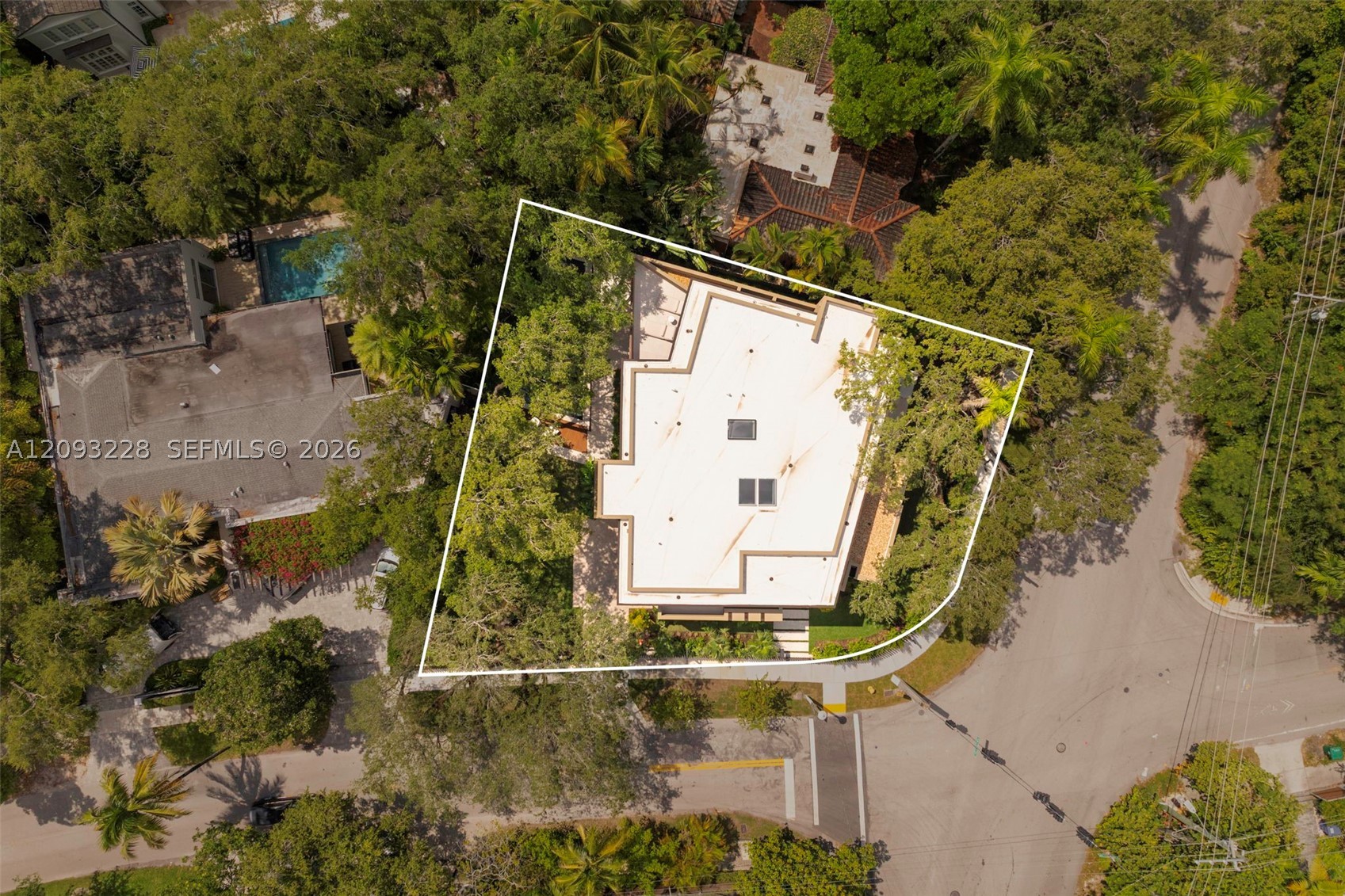 1698 Tigertail Ave Miami, FL 33133