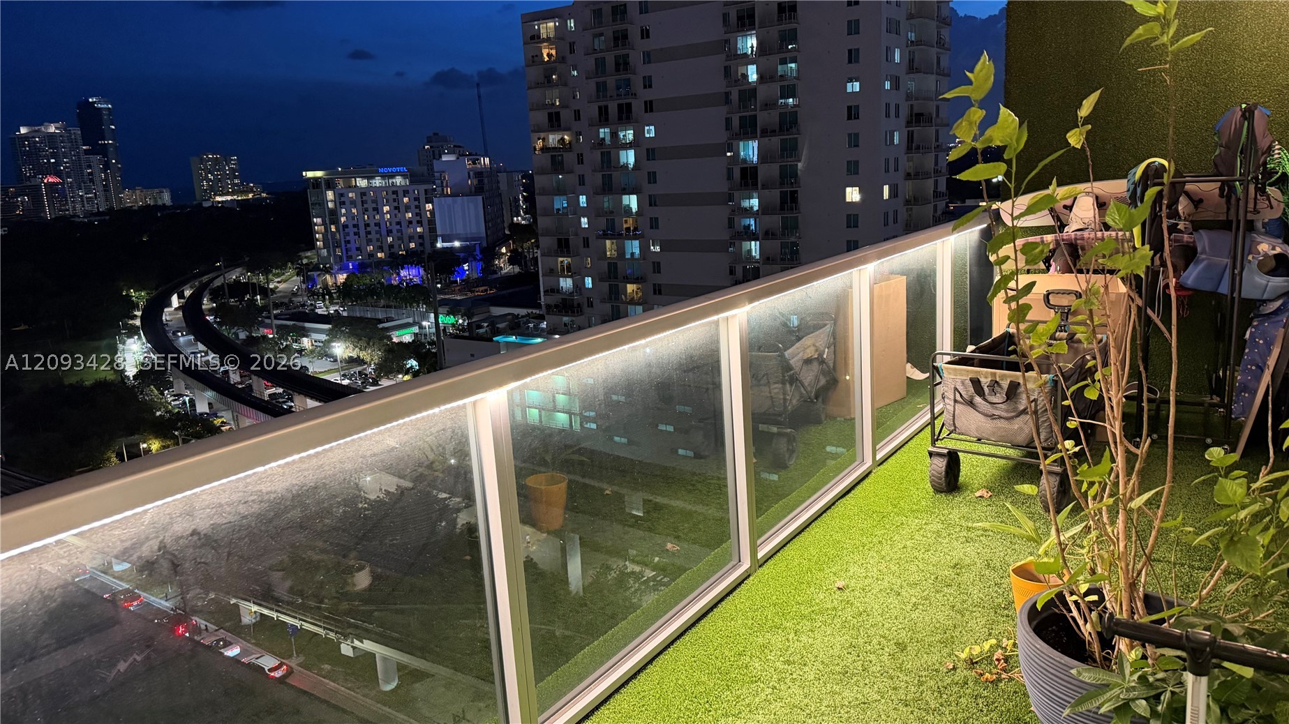 image Axis on Brickell South17