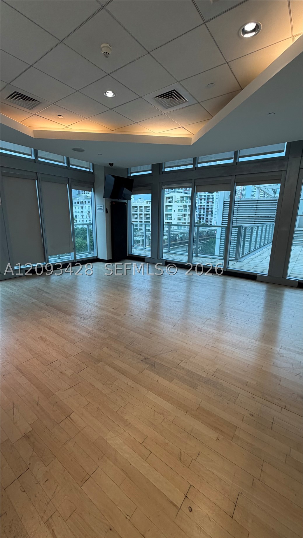 image Axis on Brickell South22