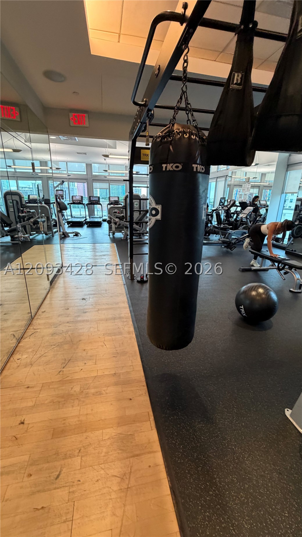 image Axis on Brickell South26