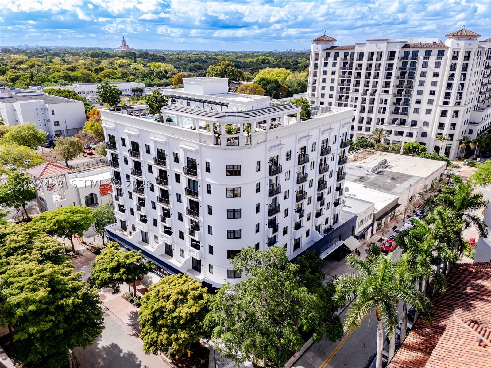 4220 Laguna St #703 Coral Gables, FL 33146