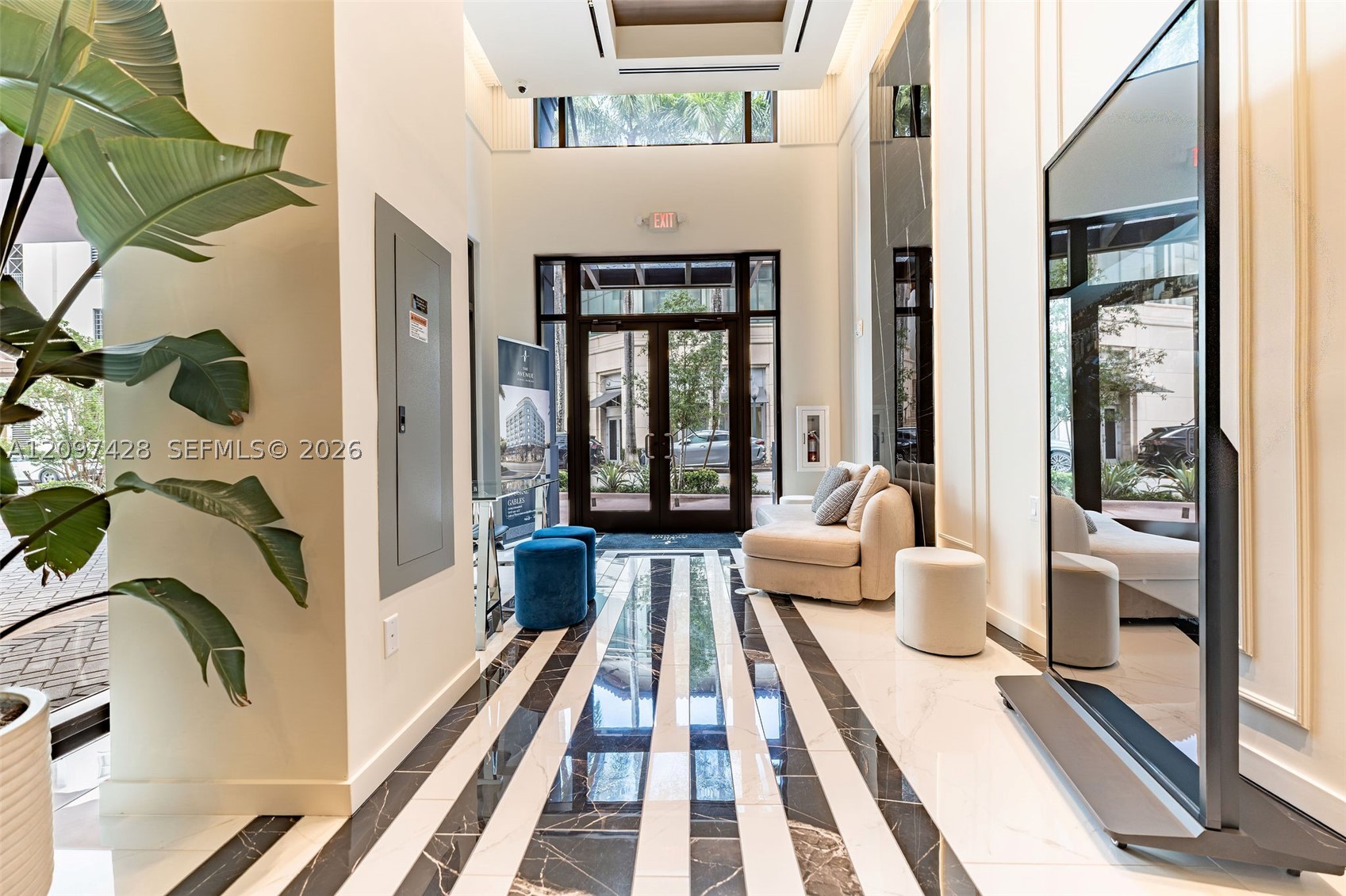 4220 Laguna St #703 Coral Gables, FL 33146