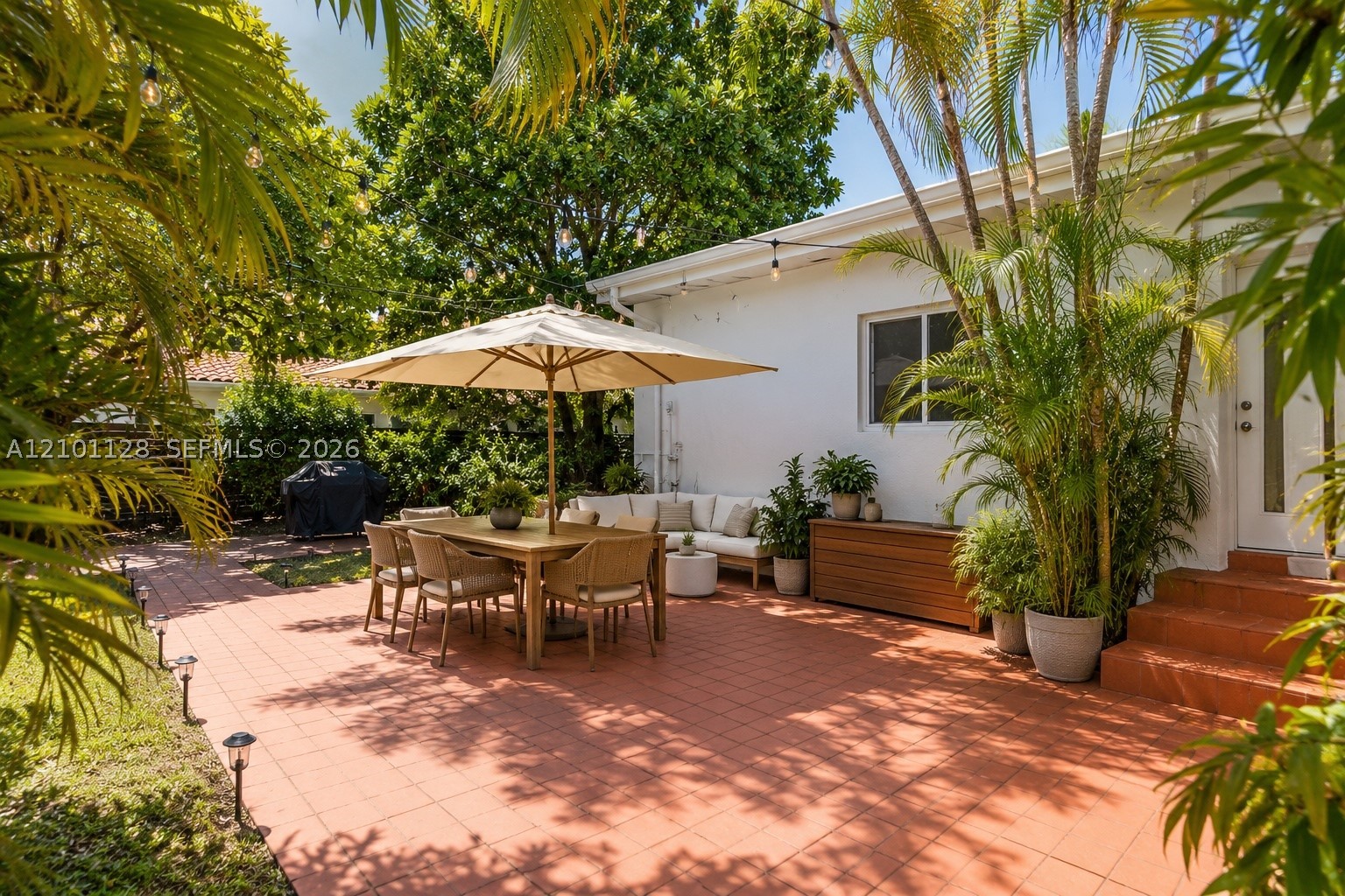 2520 SW 22nd Ter Miami, FL 33145