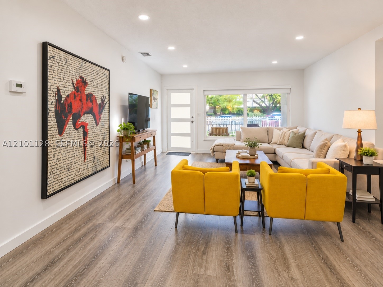 2520 SW 22nd Ter Miami, FL 33145
