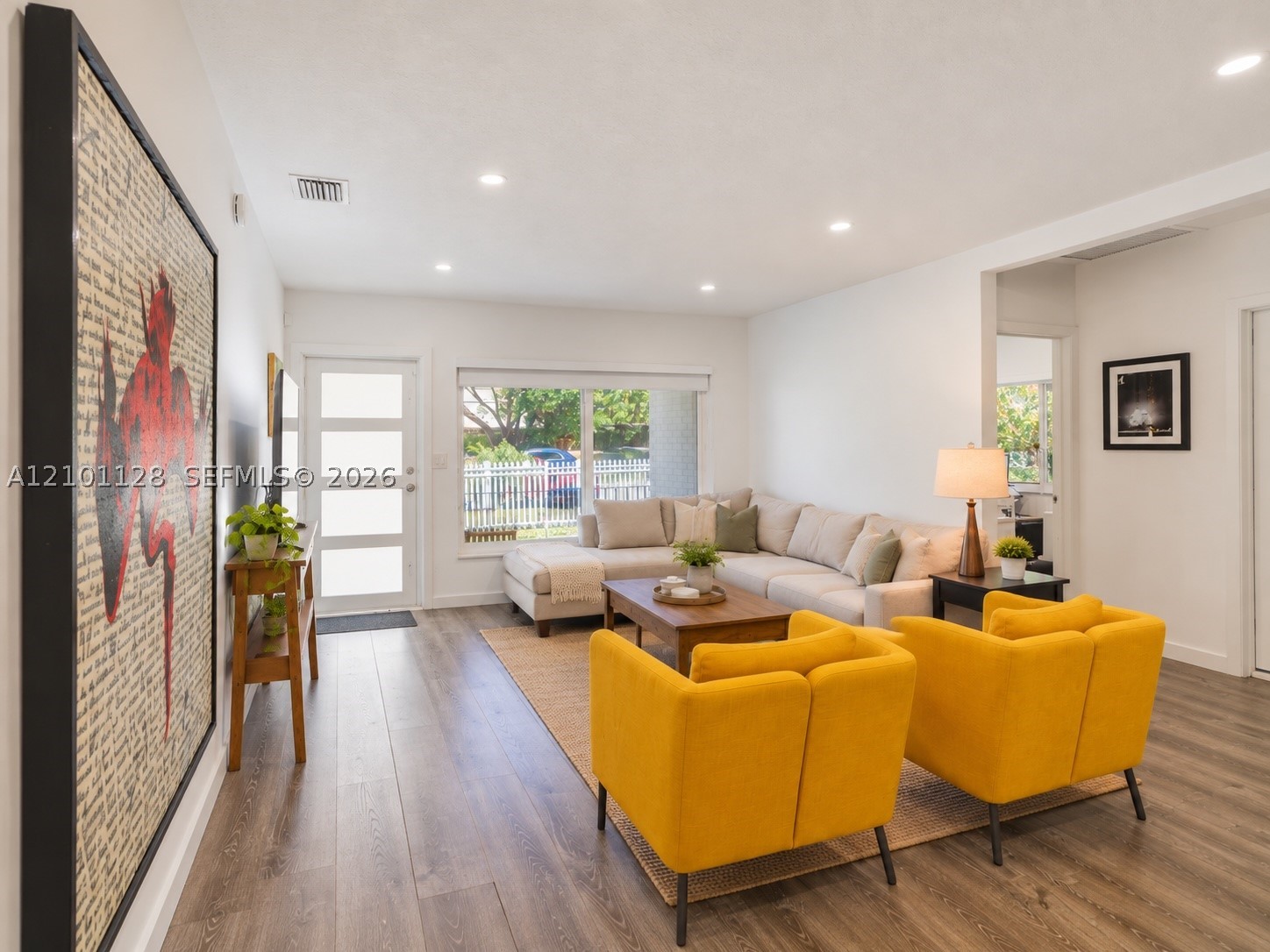 2520 SW 22nd Ter Miami, FL 33145