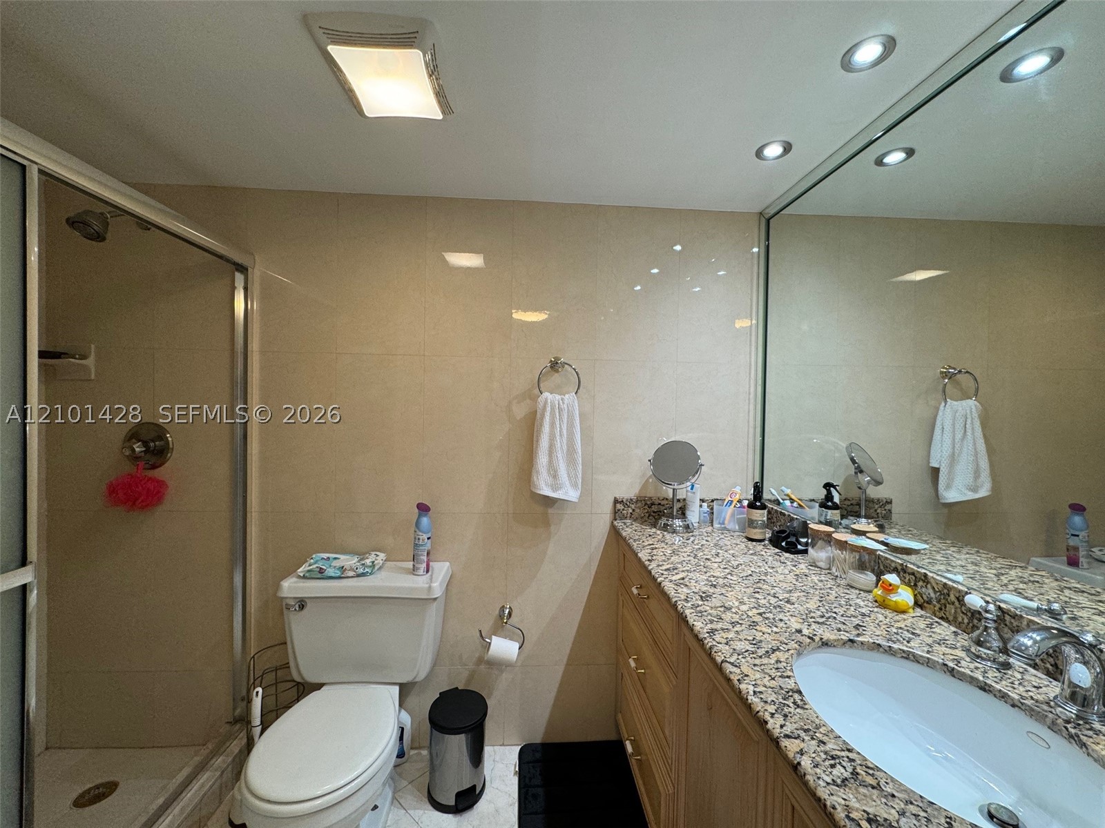 image Winston Towers 50023