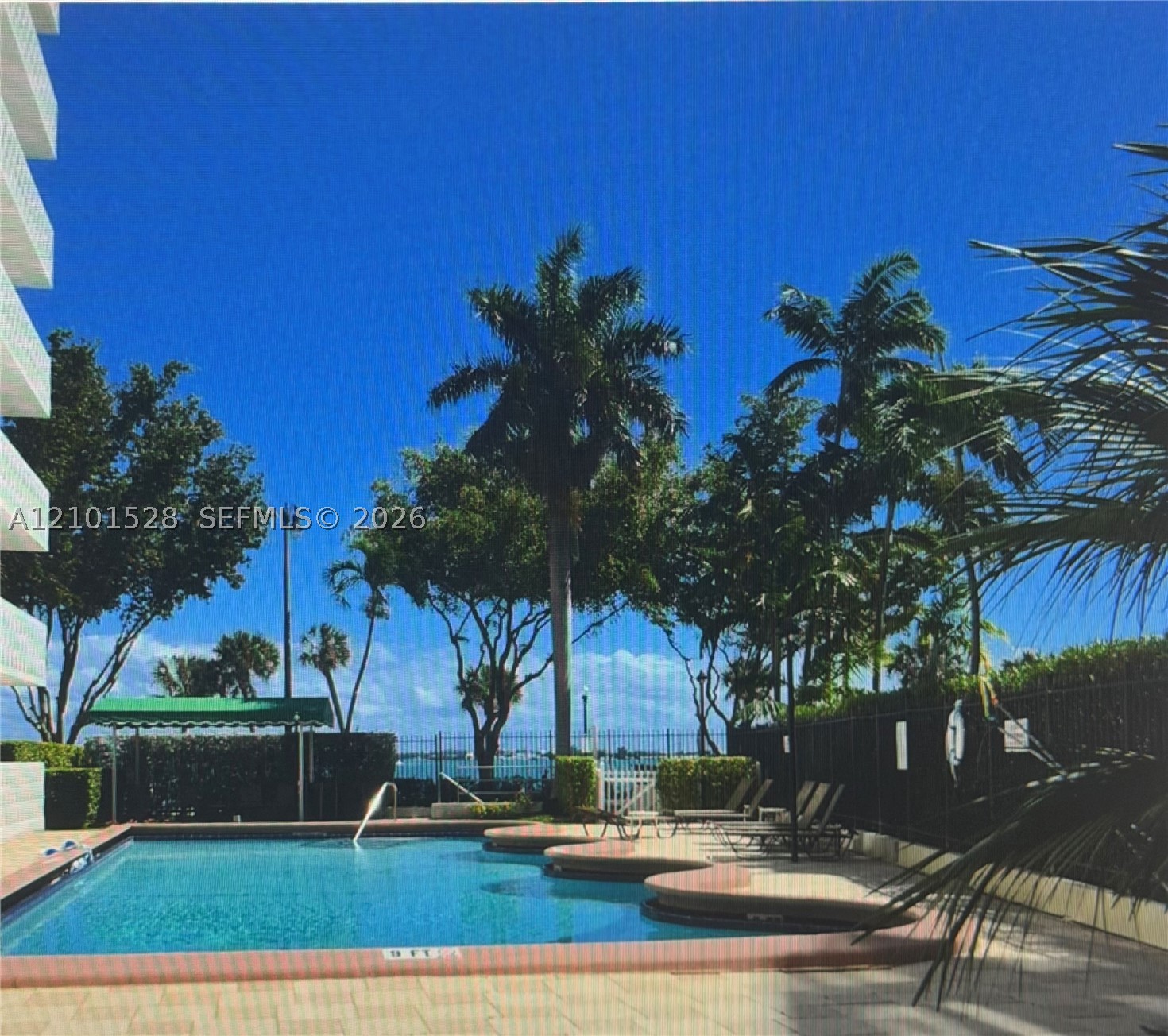 1430 Brickell Bay Dr #1003