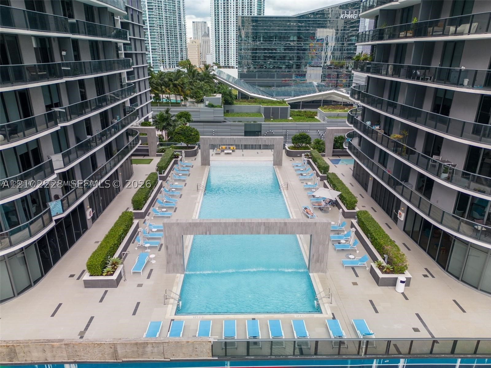 image Brickell Heights East16