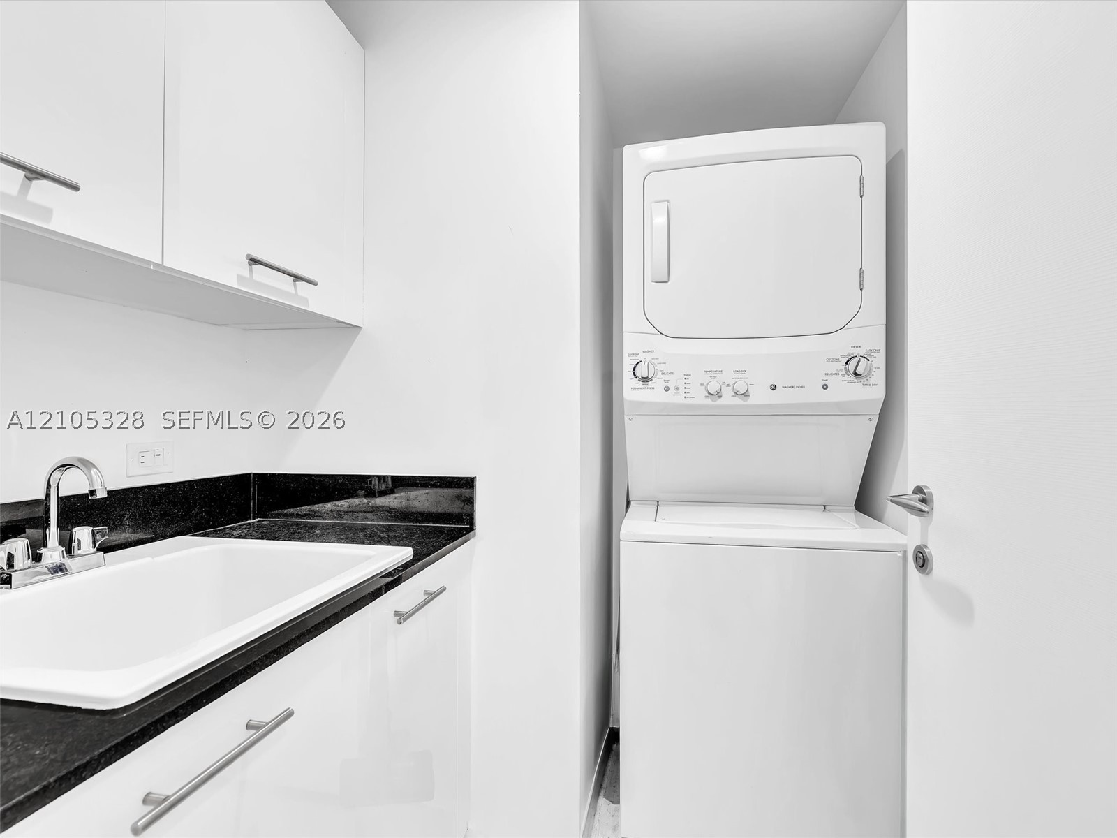 3951 S Ocean Dr #1901 Hollywood, FL 33019