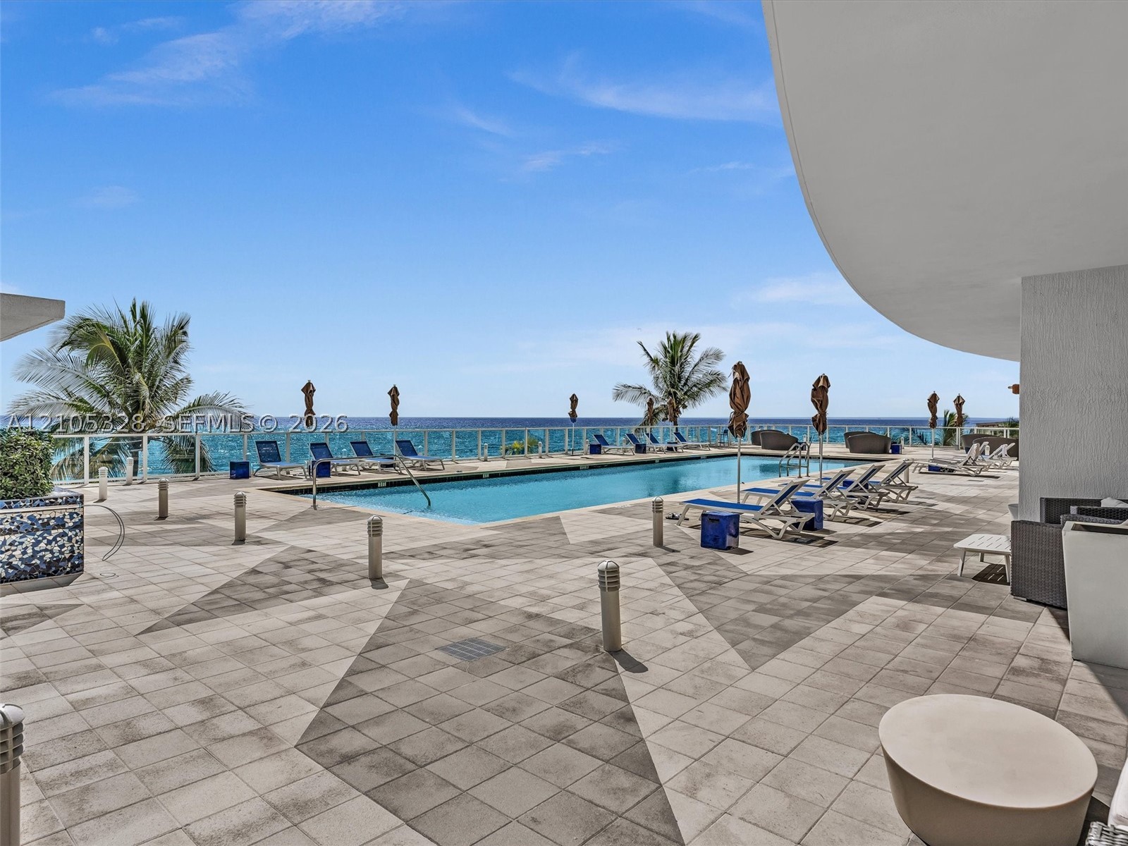 3951 S Ocean Dr #1901 Hollywood, FL 33019