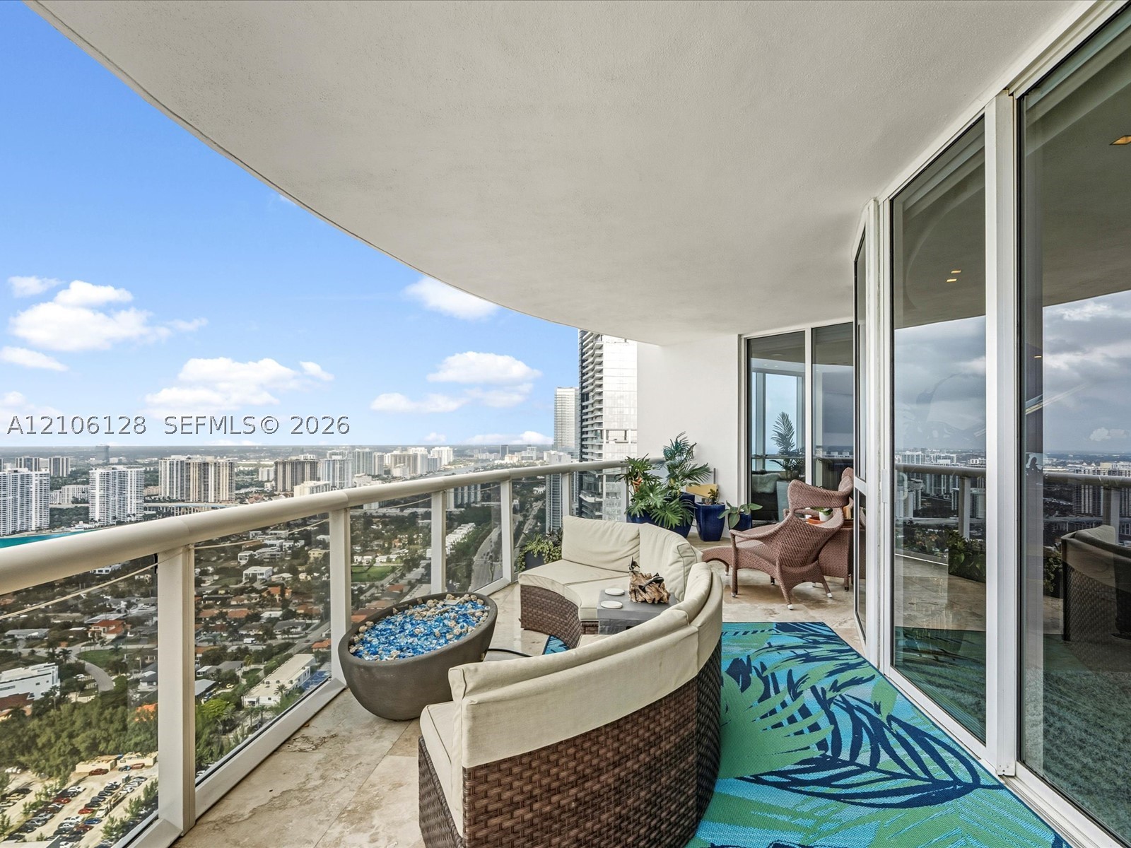 18201 Collins Ave #5101 Sunny Isles Beach, FL 33160