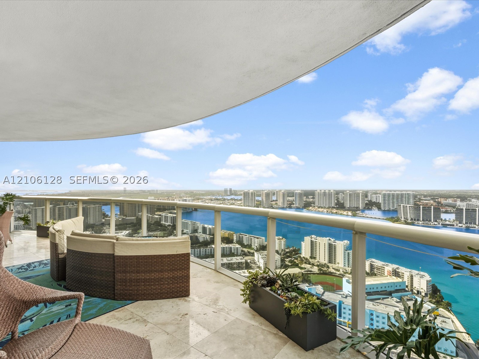18201 Collins Ave #5101 Sunny Isles Beach, FL 33160