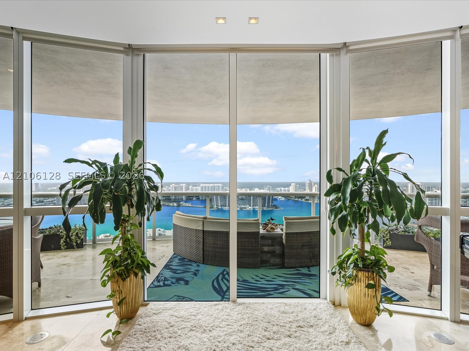 18201 Collins Ave #5101 Sunny Isles Beach, FL 33160