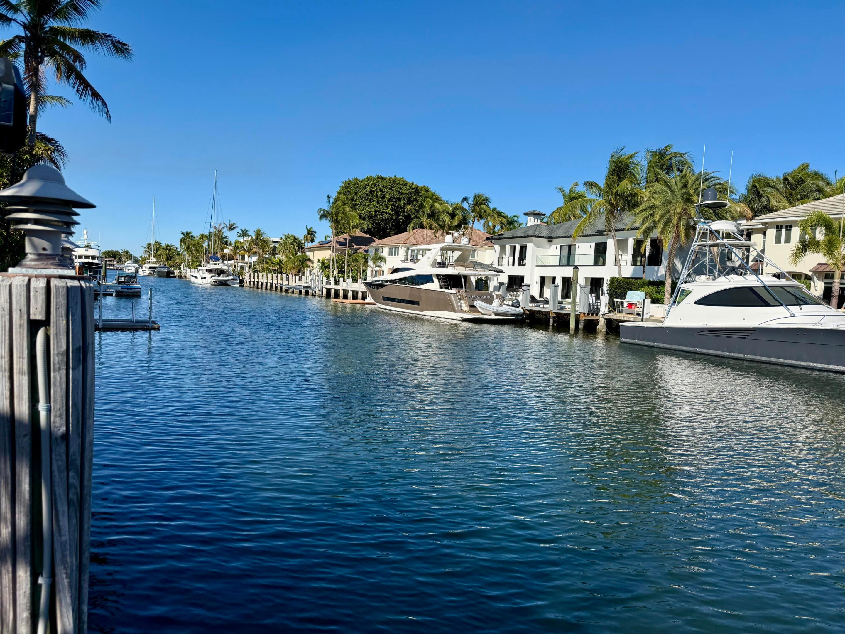 122 Nurmi Fort Lauderdale, FL 33301