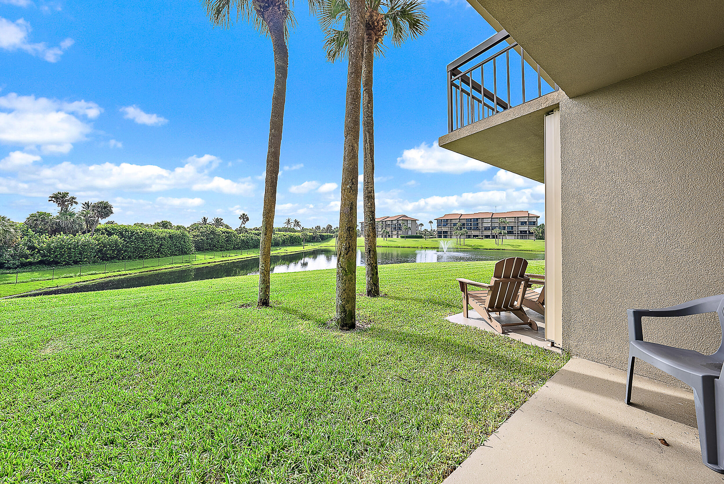 101 S Seas #105 Jupiter, FL 33477