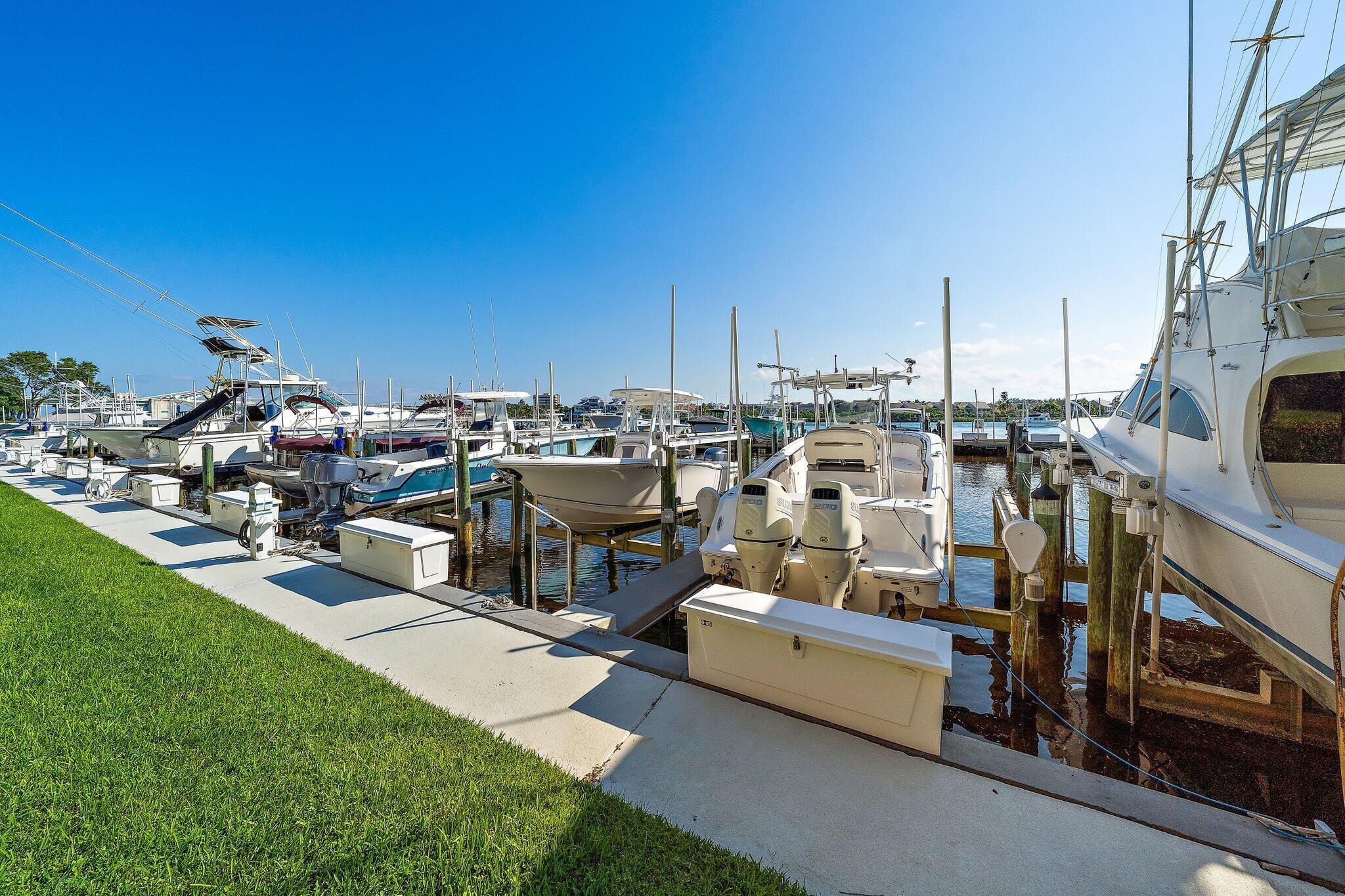 1748 Jupiter Cv #420 Jupiter, FL 33469