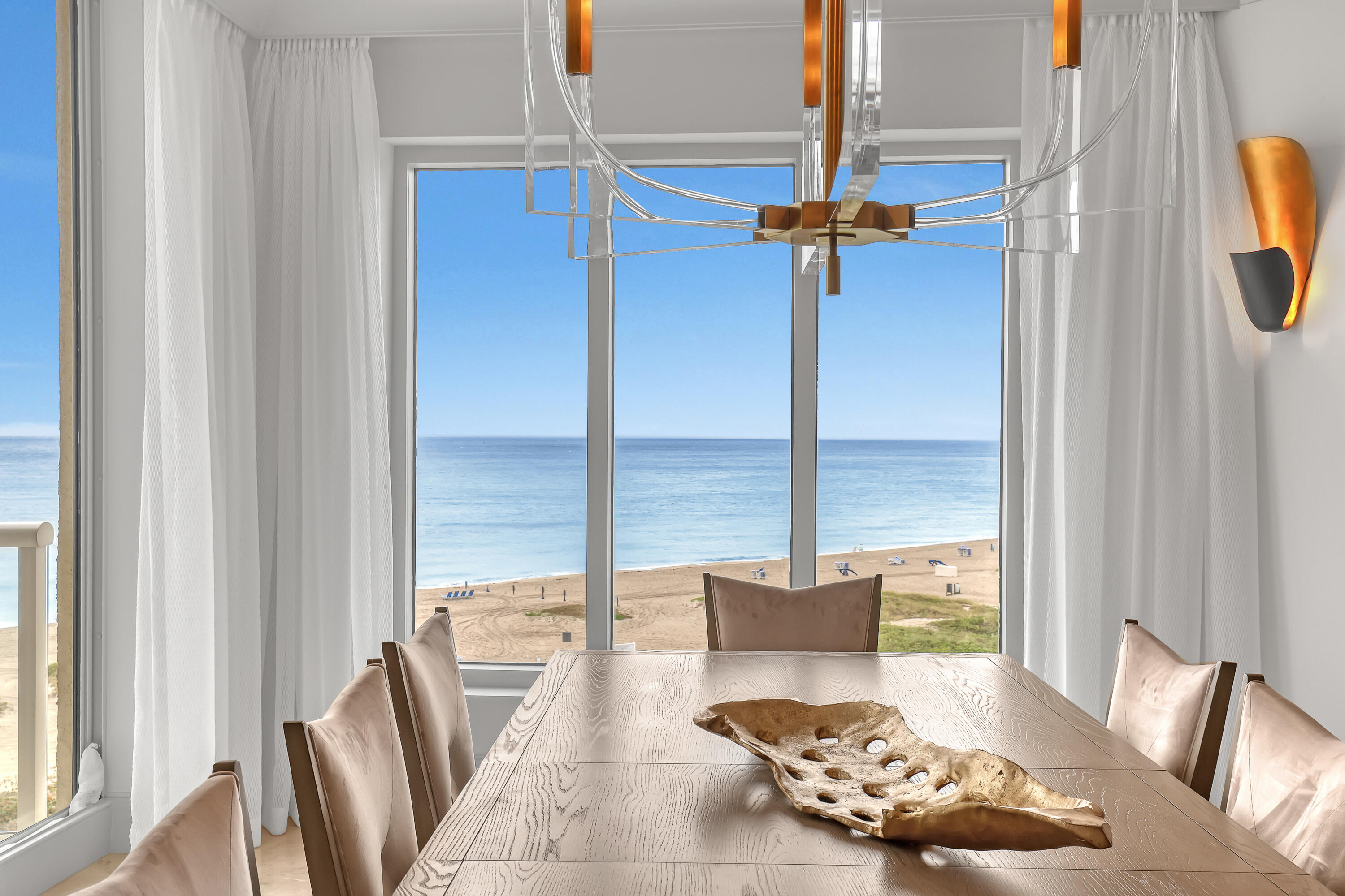 2700 N Ocean #401a Riviera Beach, FL 33404