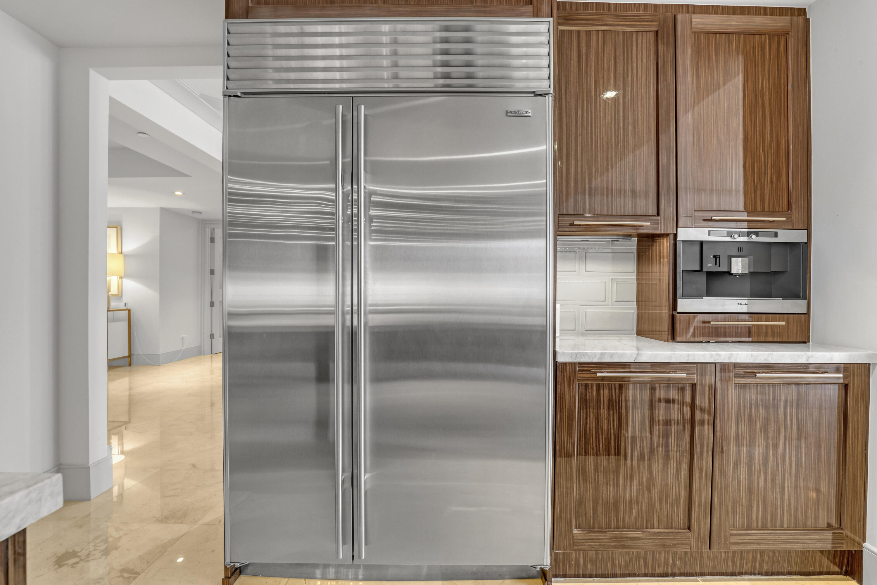 2700 N Ocean #401a Riviera Beach, FL 33404