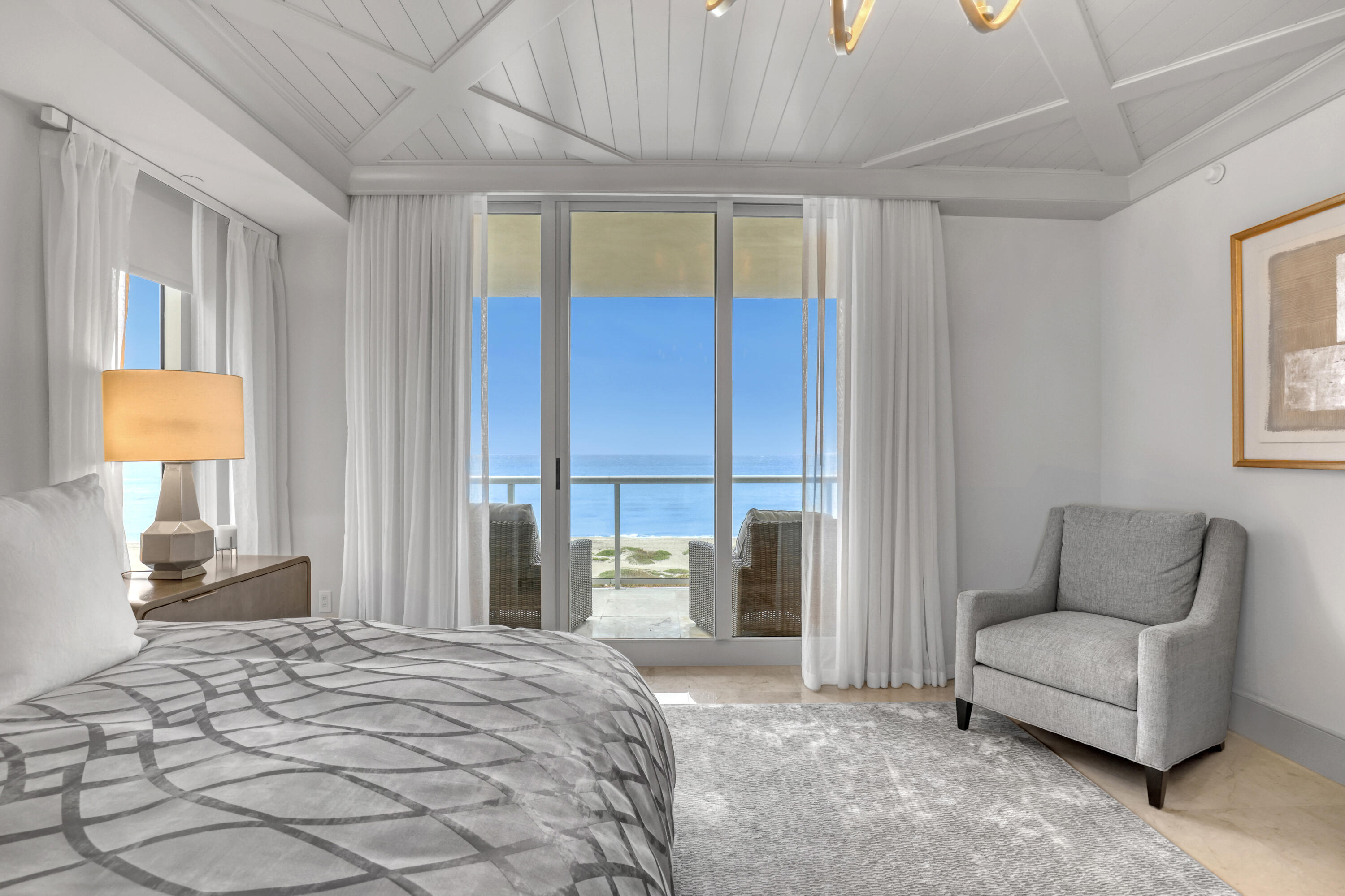 2700 N Ocean #401a Riviera Beach, FL 33404