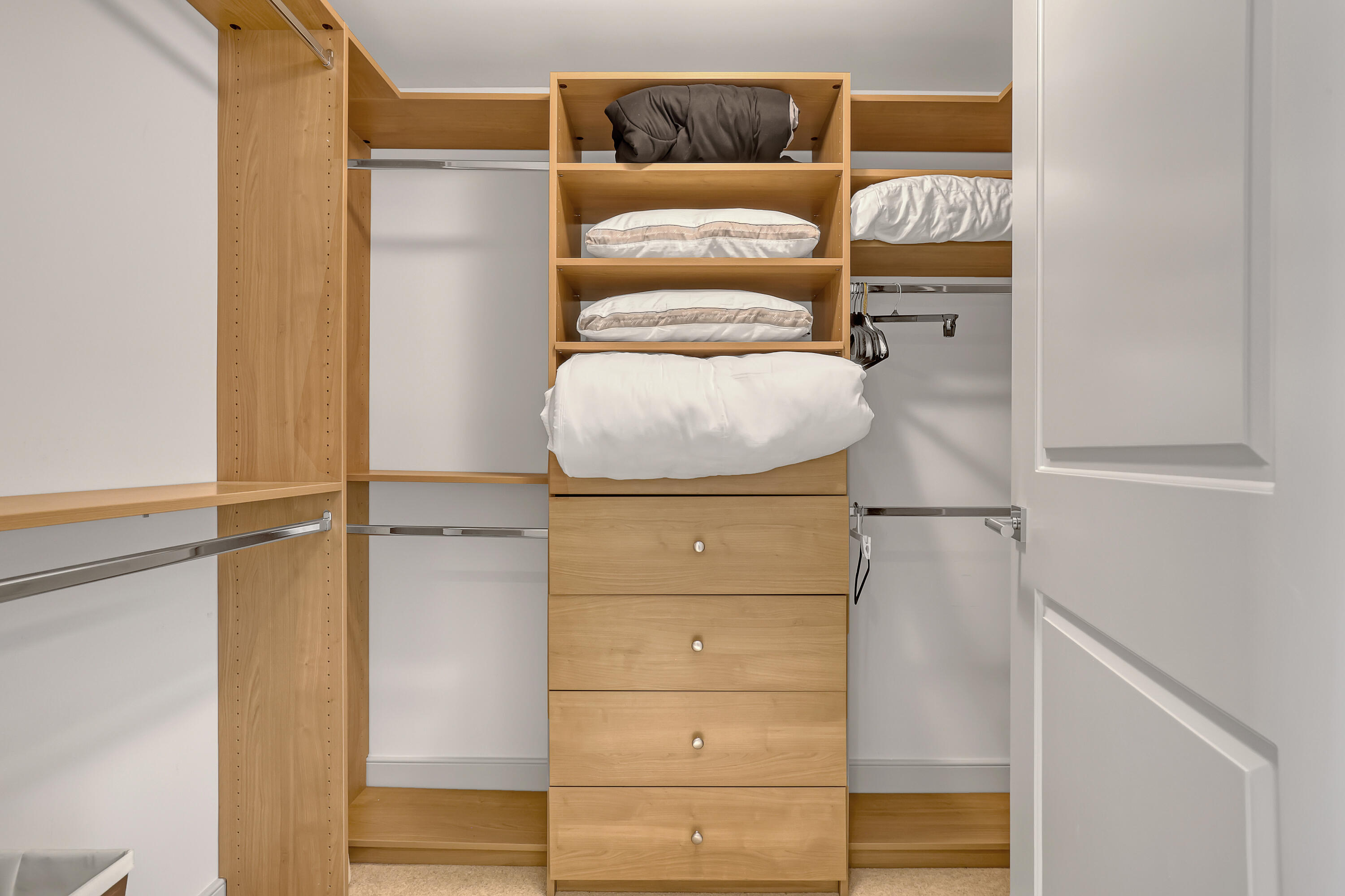 2700 N Ocean #401a Riviera Beach, FL 33404