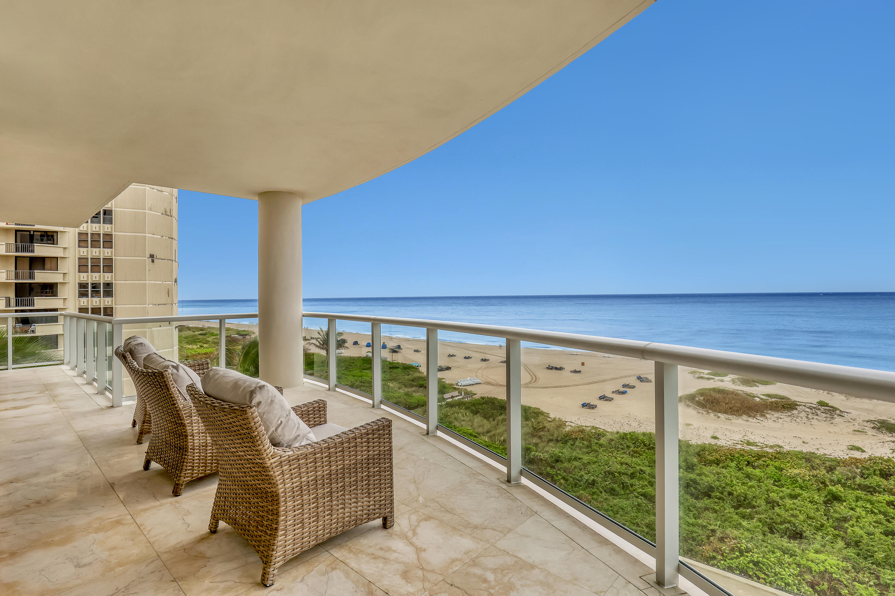 2700 N Ocean #401a Riviera Beach, FL 33404