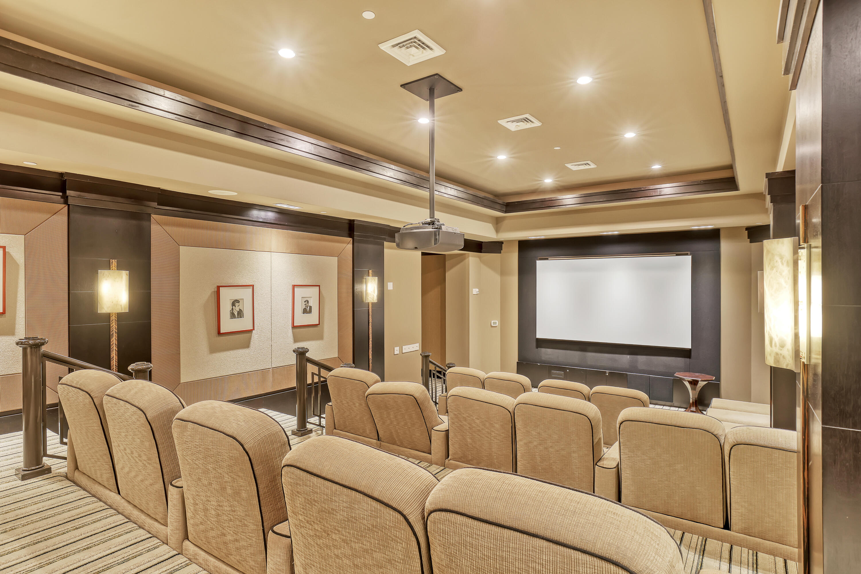 2700 N Ocean #401a Riviera Beach, FL 33404