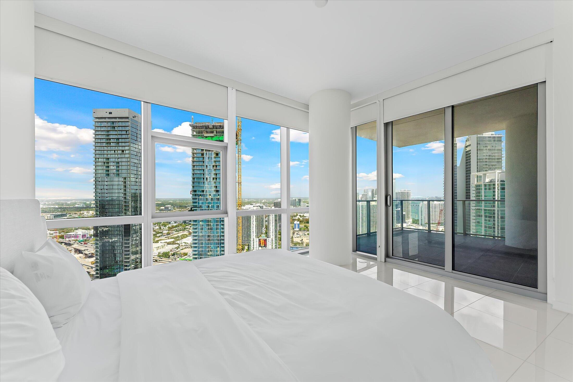 image Paramount Miami Worldcenter11