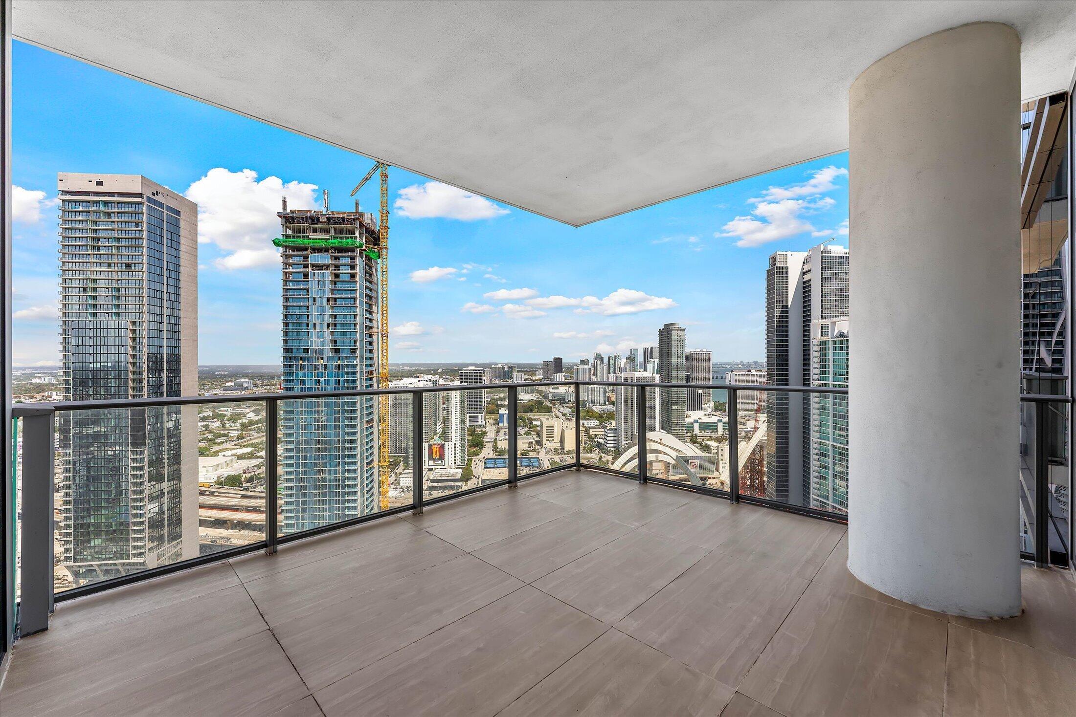 image Paramount Miami Worldcenter5