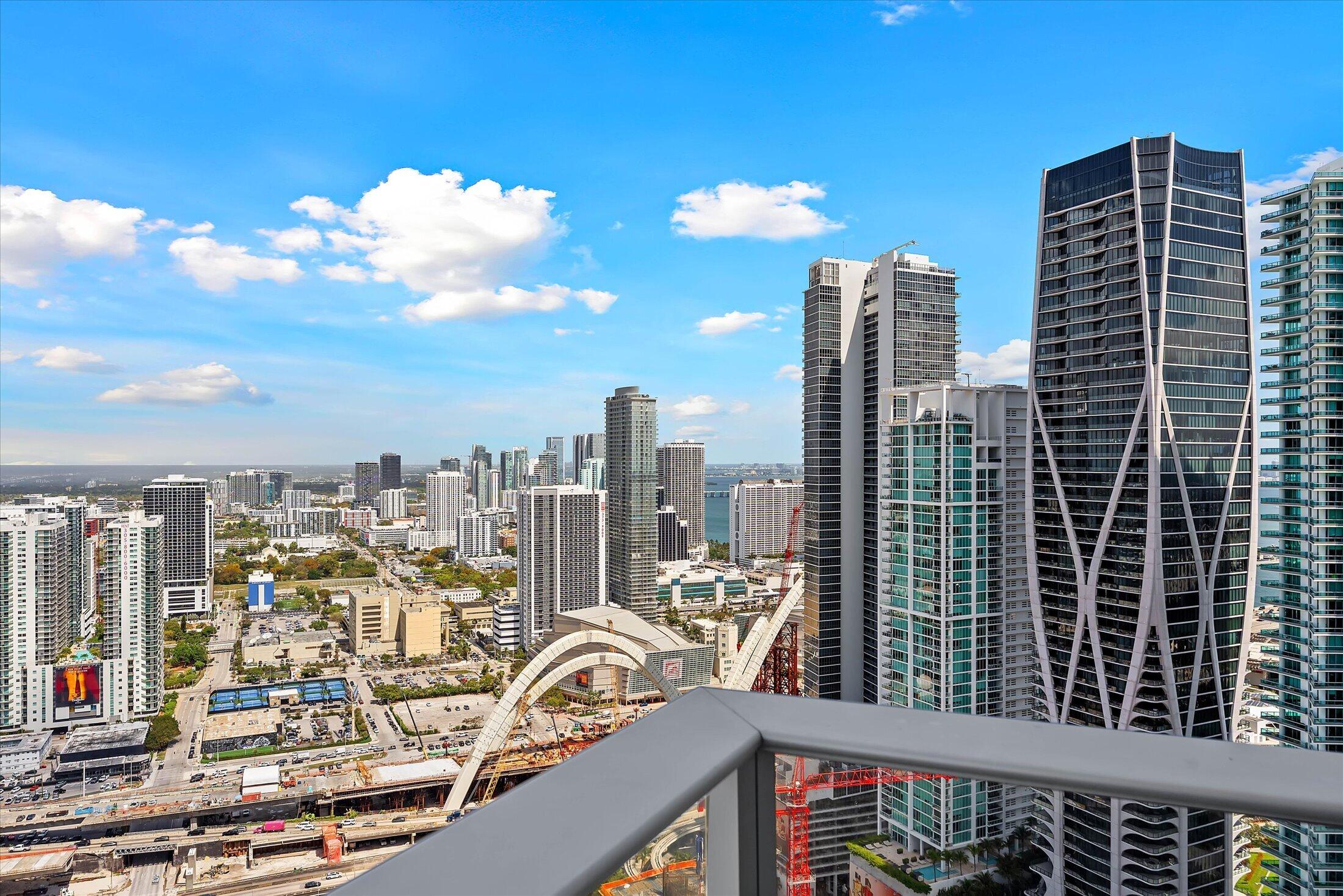 image Paramount Miami Worldcenter8