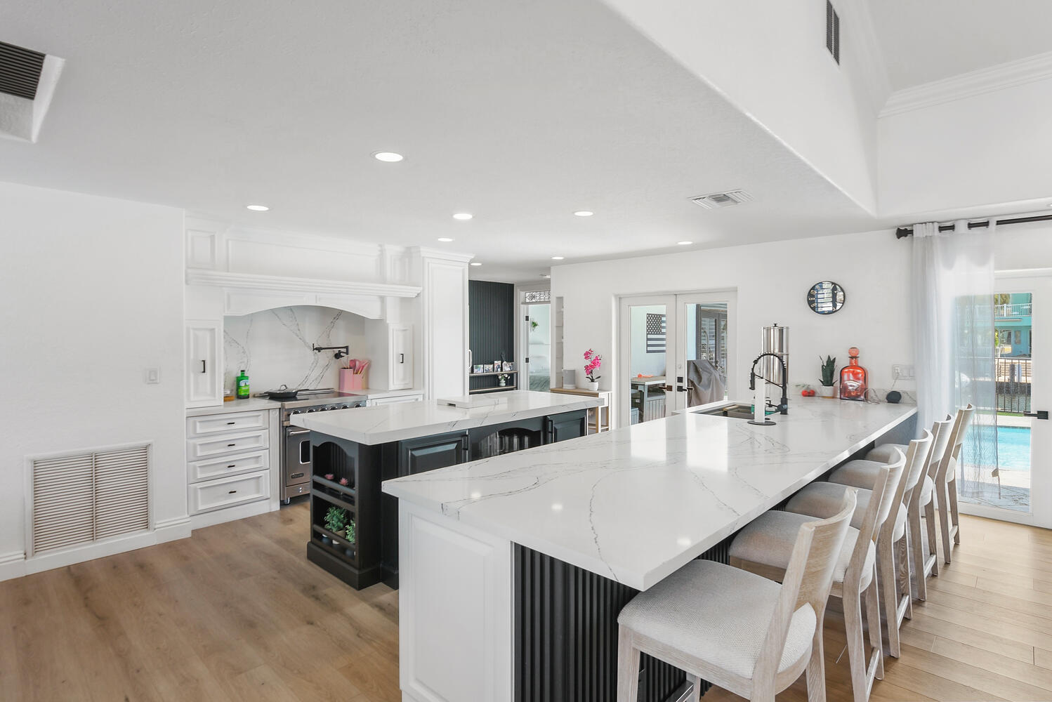 4030 NE 25th Lighthouse Point, FL 33064