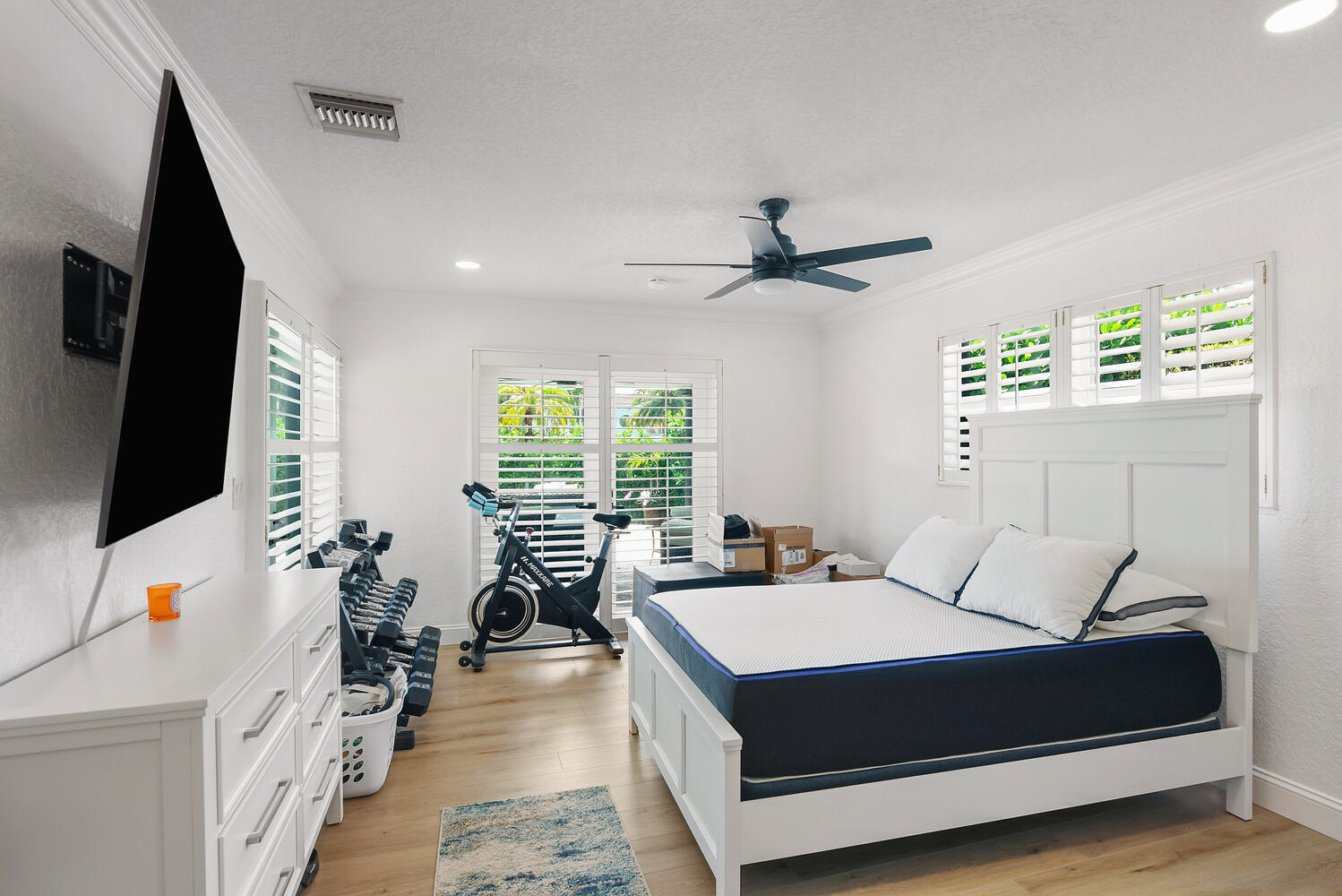 4030 NE 25th Lighthouse Point, FL 33064