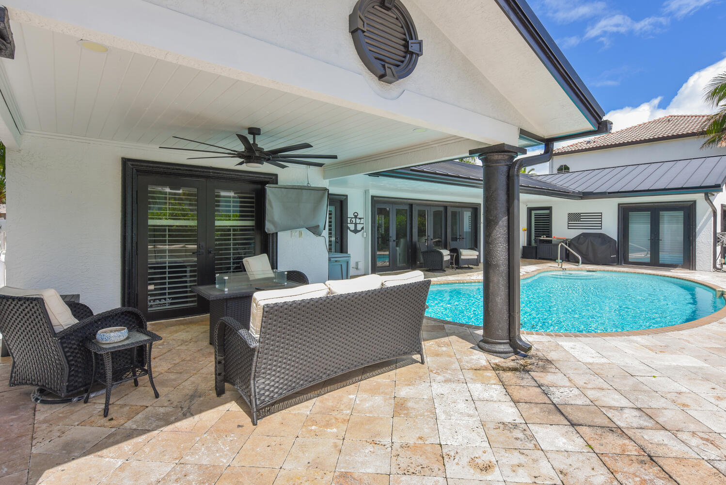 4030 NE 25th Lighthouse Point, FL 33064