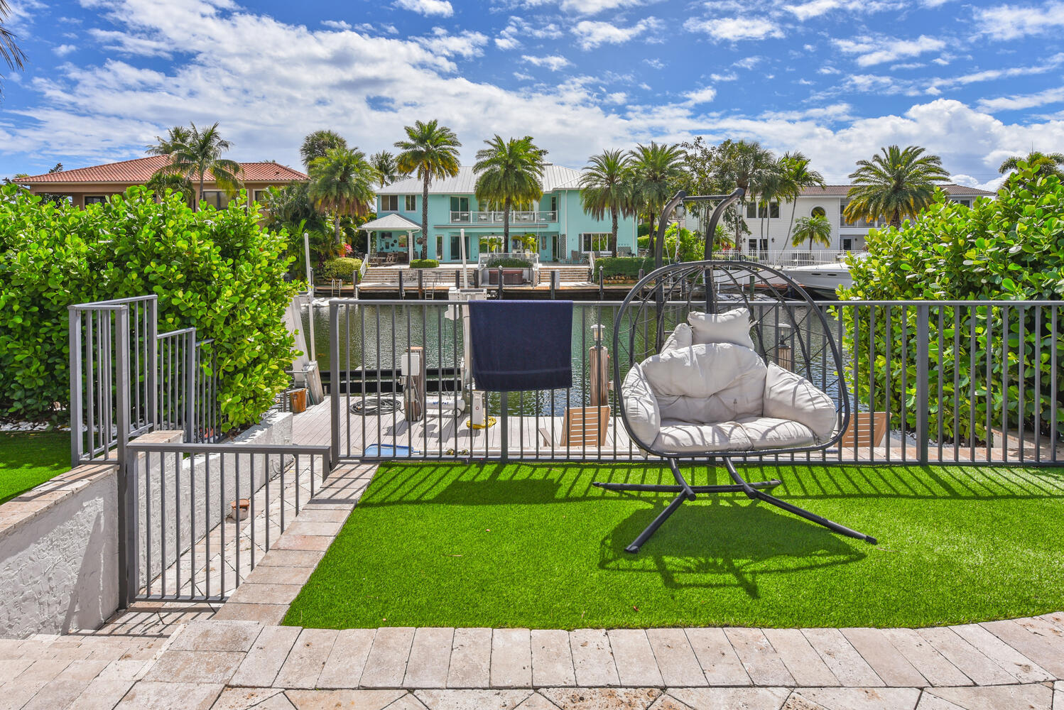 4030 NE 25th Lighthouse Point, FL 33064