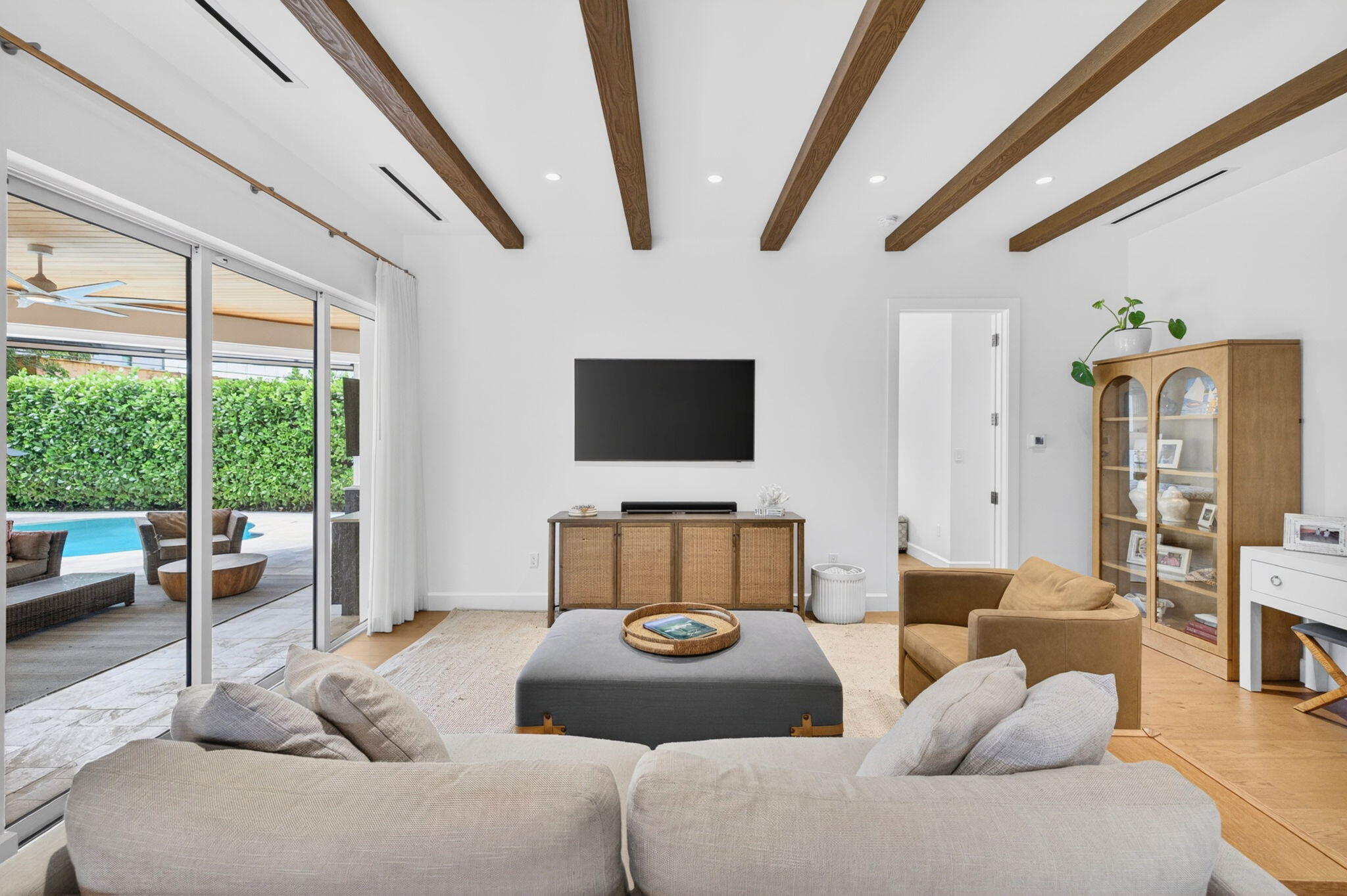 2517 NE 26th Fort Lauderdale, FL 33305