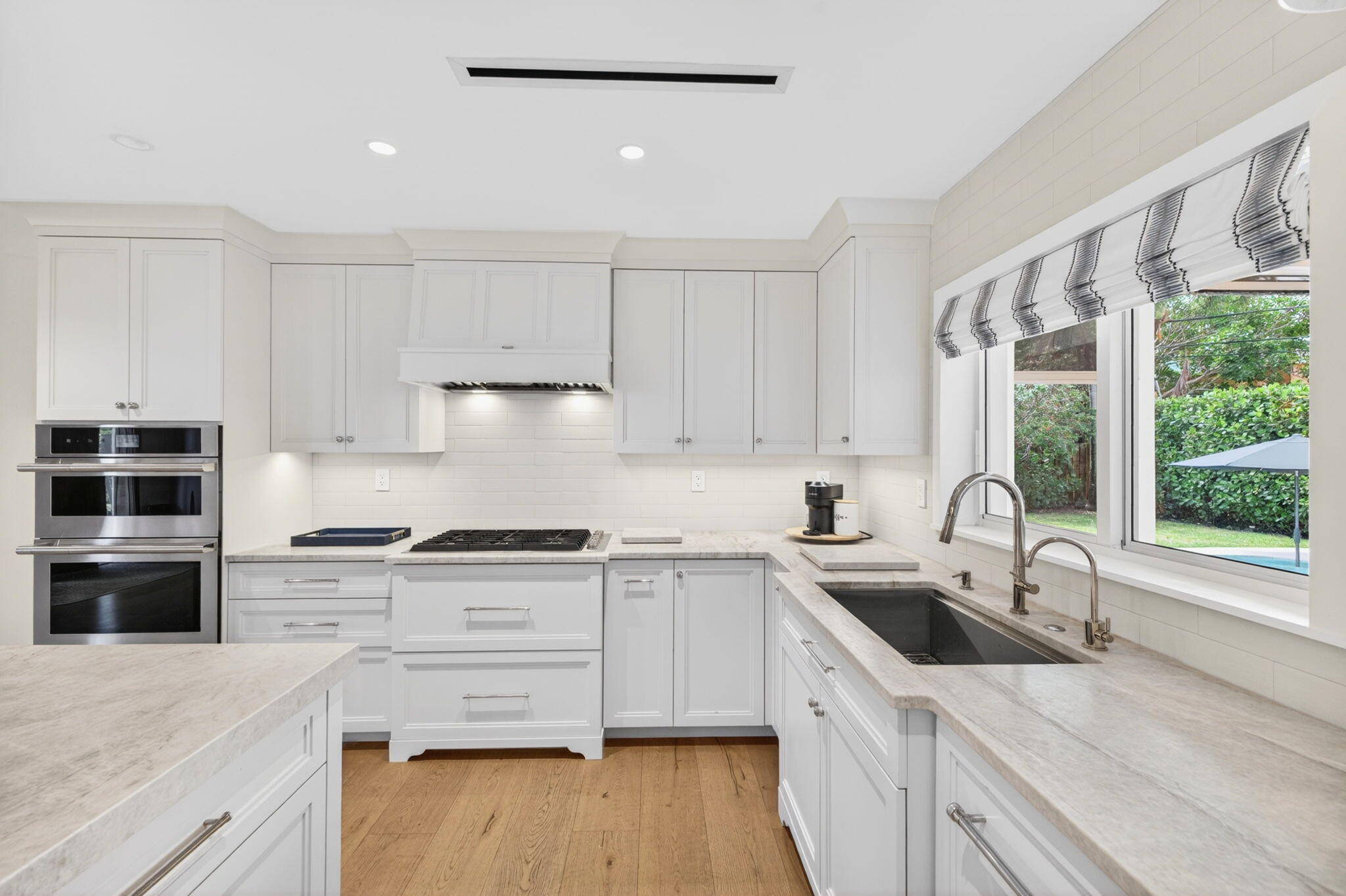 2517 NE 26th Fort Lauderdale, FL 33305