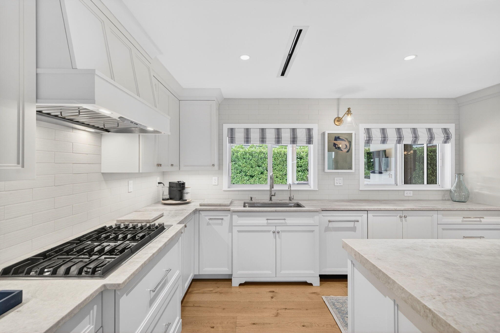 2517 NE 26th Fort Lauderdale, FL 33305