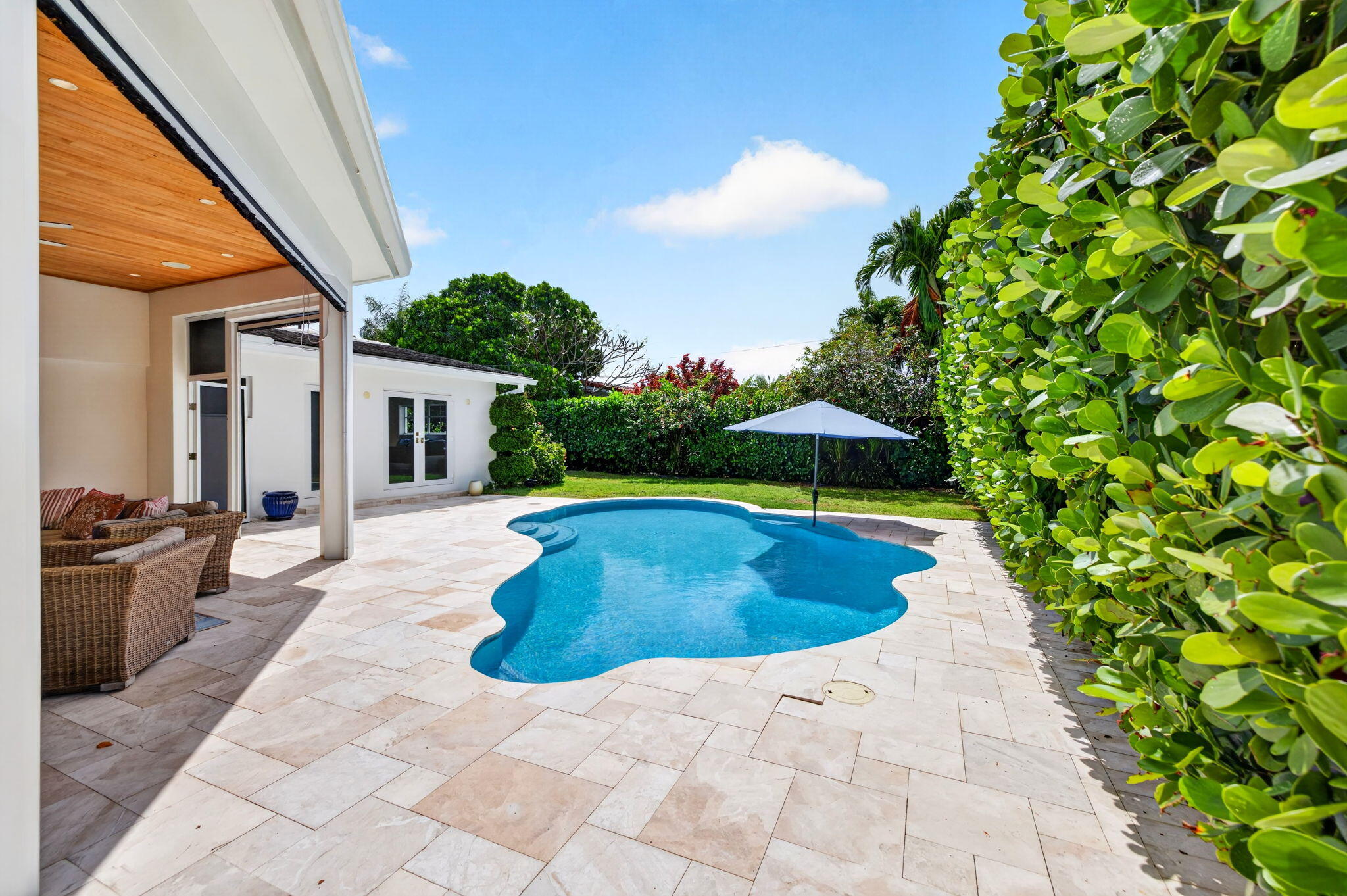 2517 NE 26th Fort Lauderdale, FL 33305