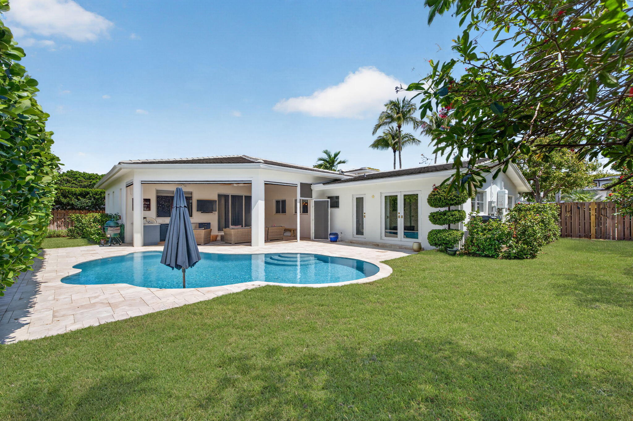 2517 NE 26th Fort Lauderdale, FL 33305