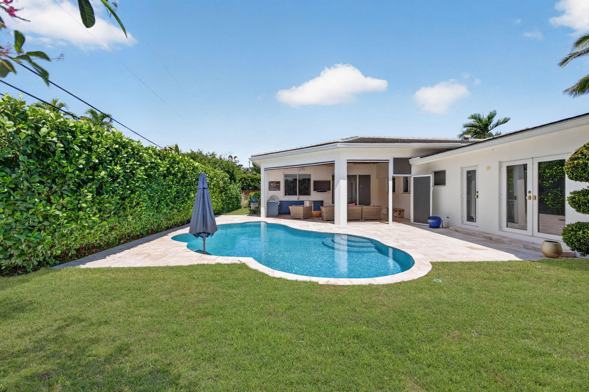 2517 NE 26th Fort Lauderdale, FL 33305