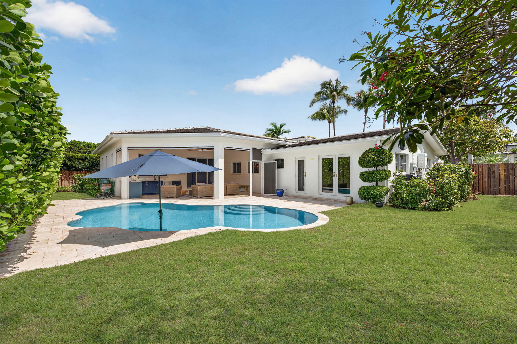 2517 NE 26th Fort Lauderdale, FL 33305