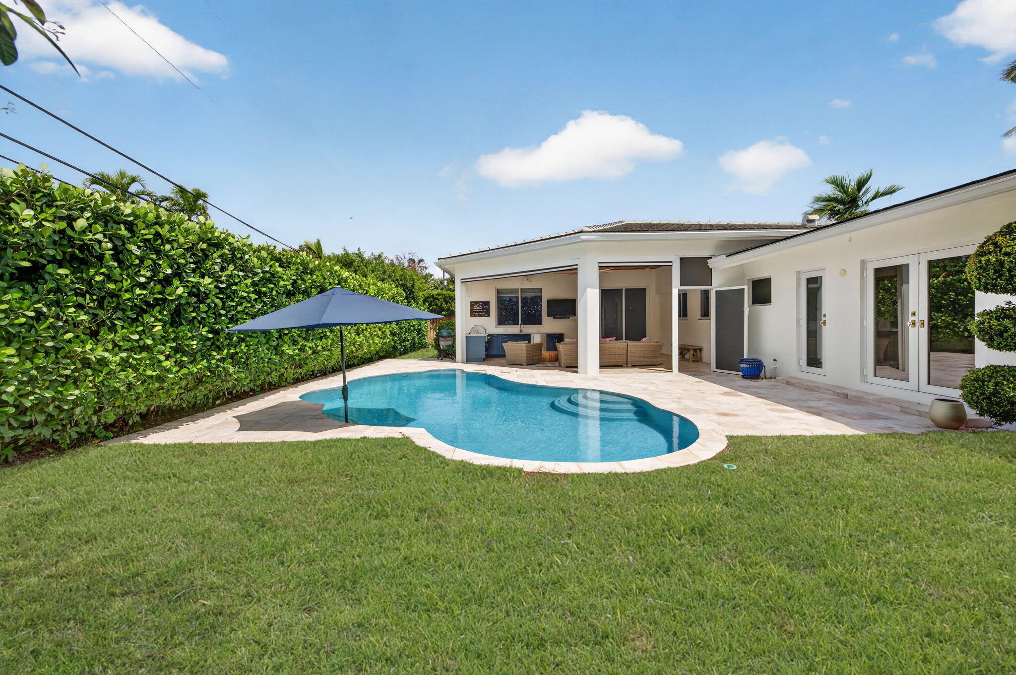 2517 NE 26th Fort Lauderdale, FL 33305