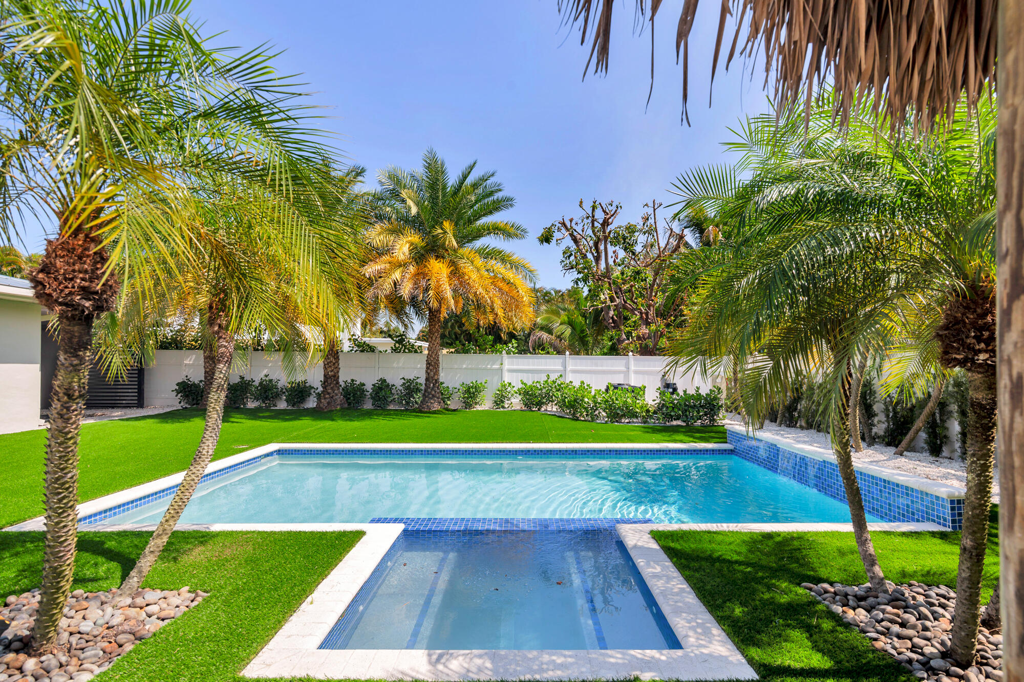 7320 Clarke West Palm Beach, FL 33406