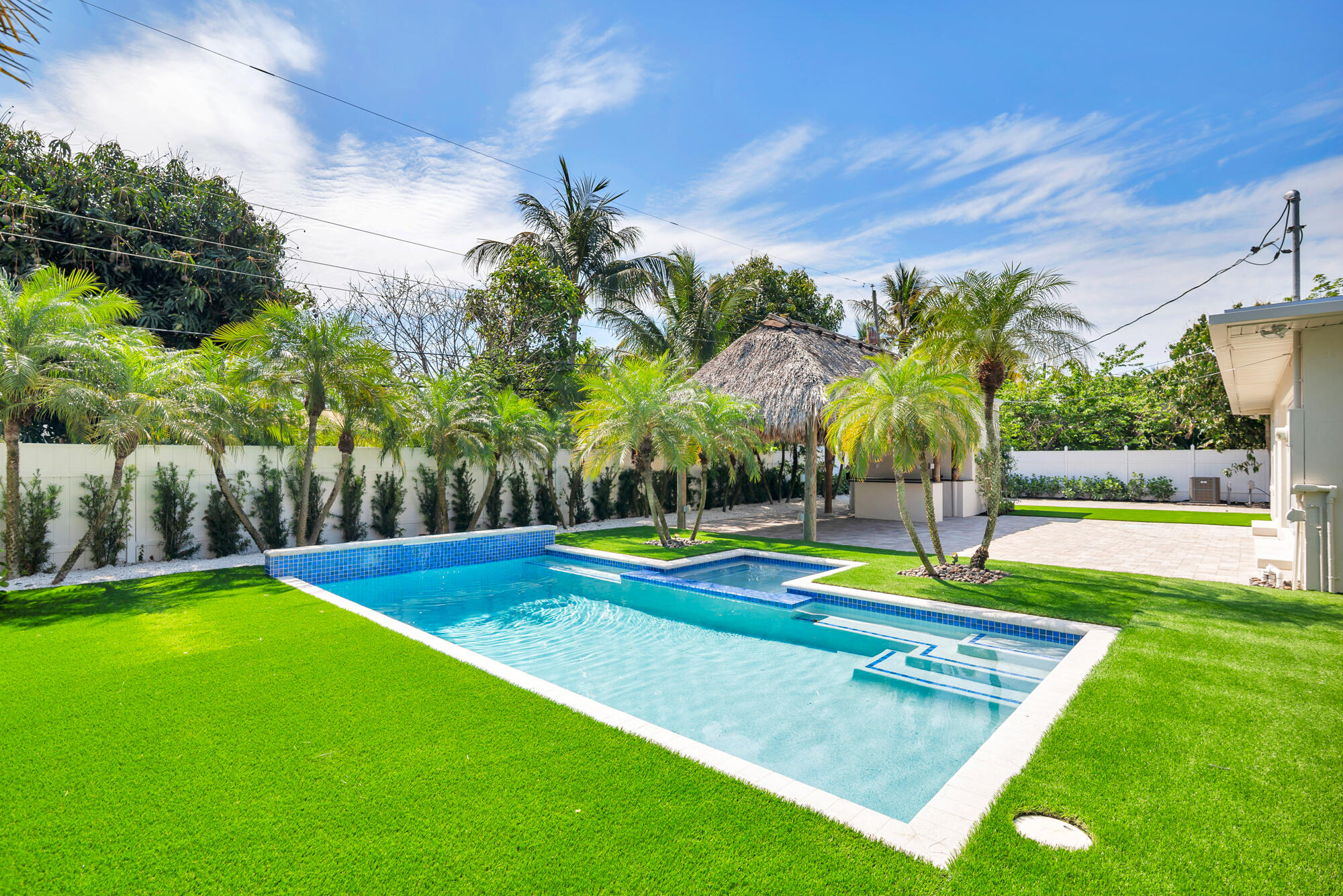 7320 Clarke West Palm Beach, FL 33406