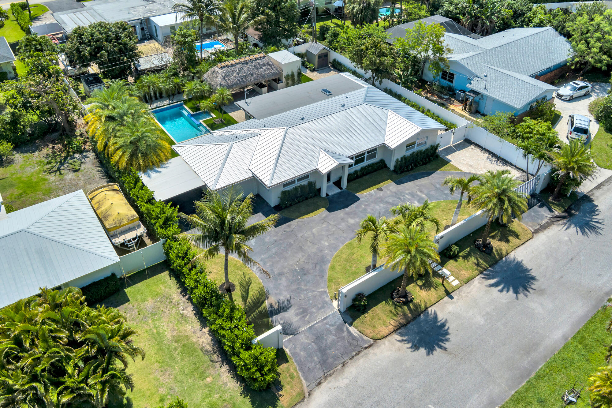7320 Clarke West Palm Beach, FL 33406