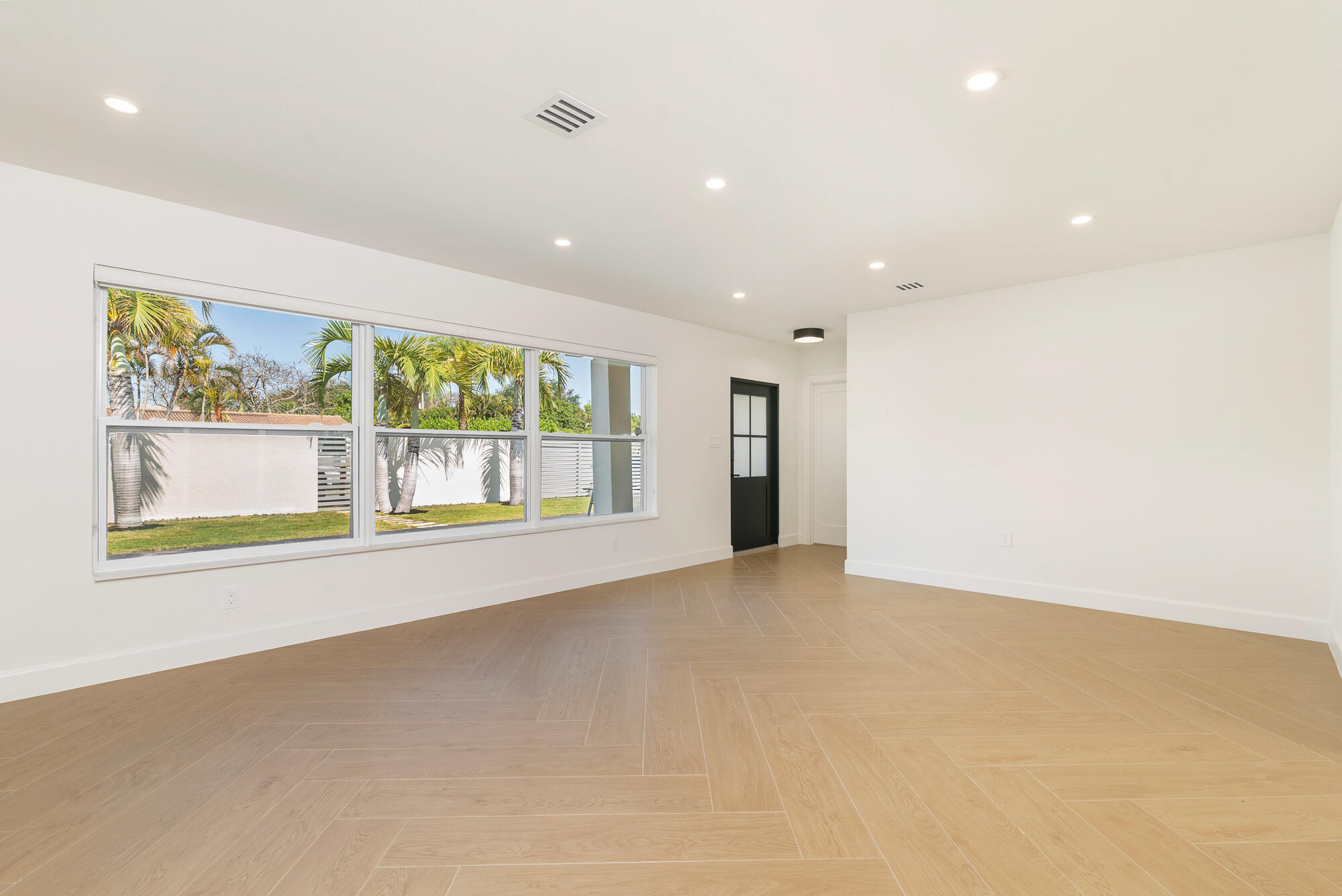 7320 Clarke West Palm Beach, FL 33406